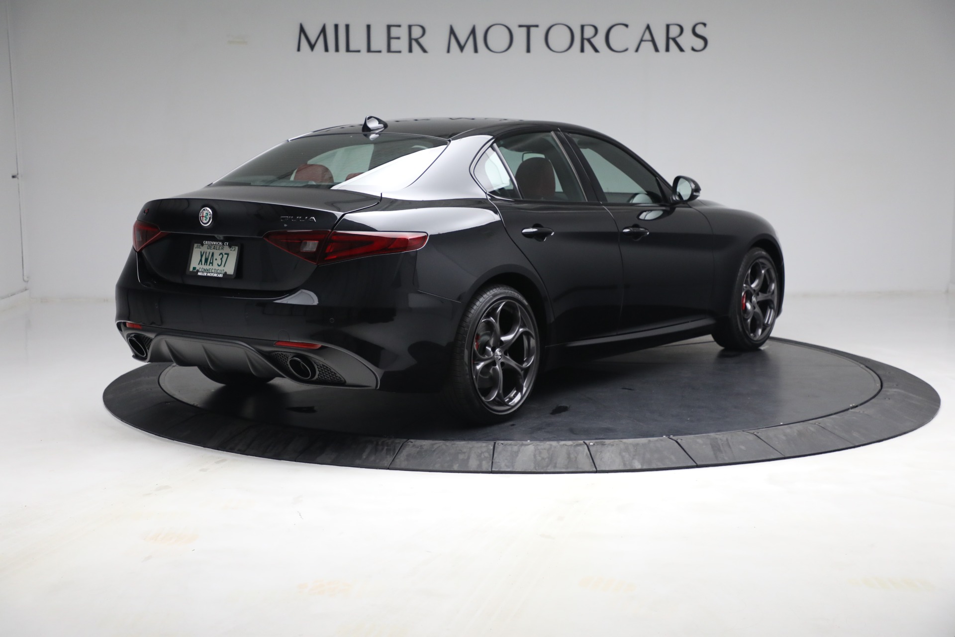 New-2021-Alfa-Romeo-Giulia-Ti-Sport-Q4