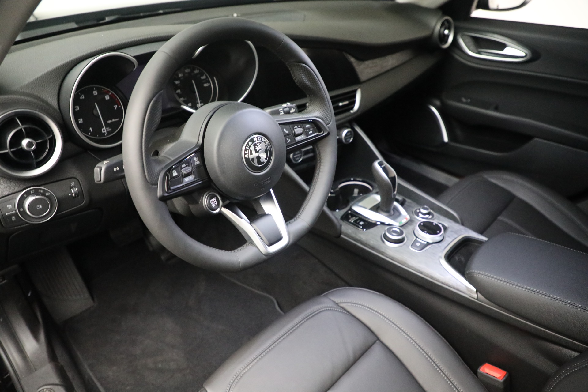 New-2021-Alfa-Romeo-Giulia-Q4