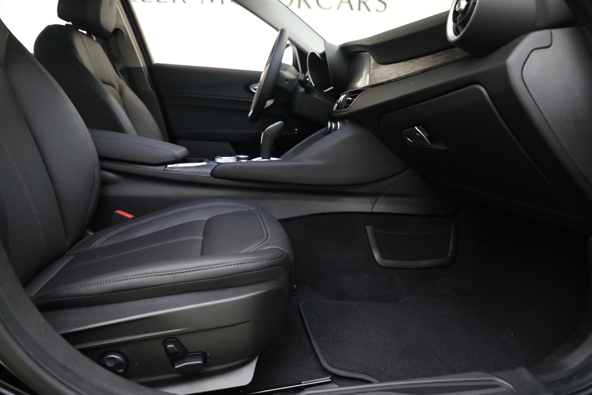 New-2021-Alfa-Romeo-Giulia-Q4