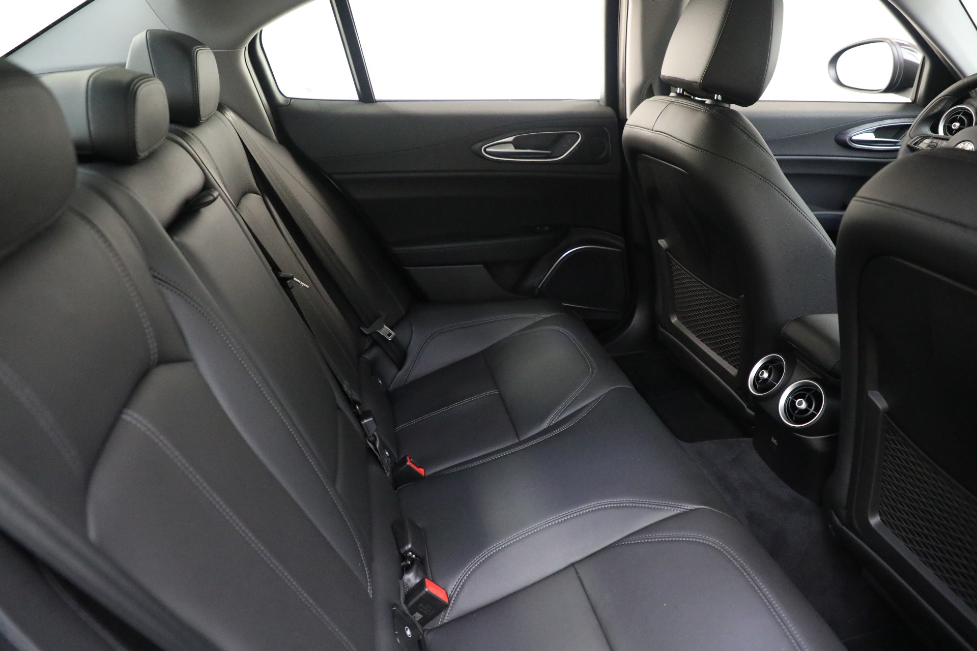 New-2021-Alfa-Romeo-Giulia-Q4