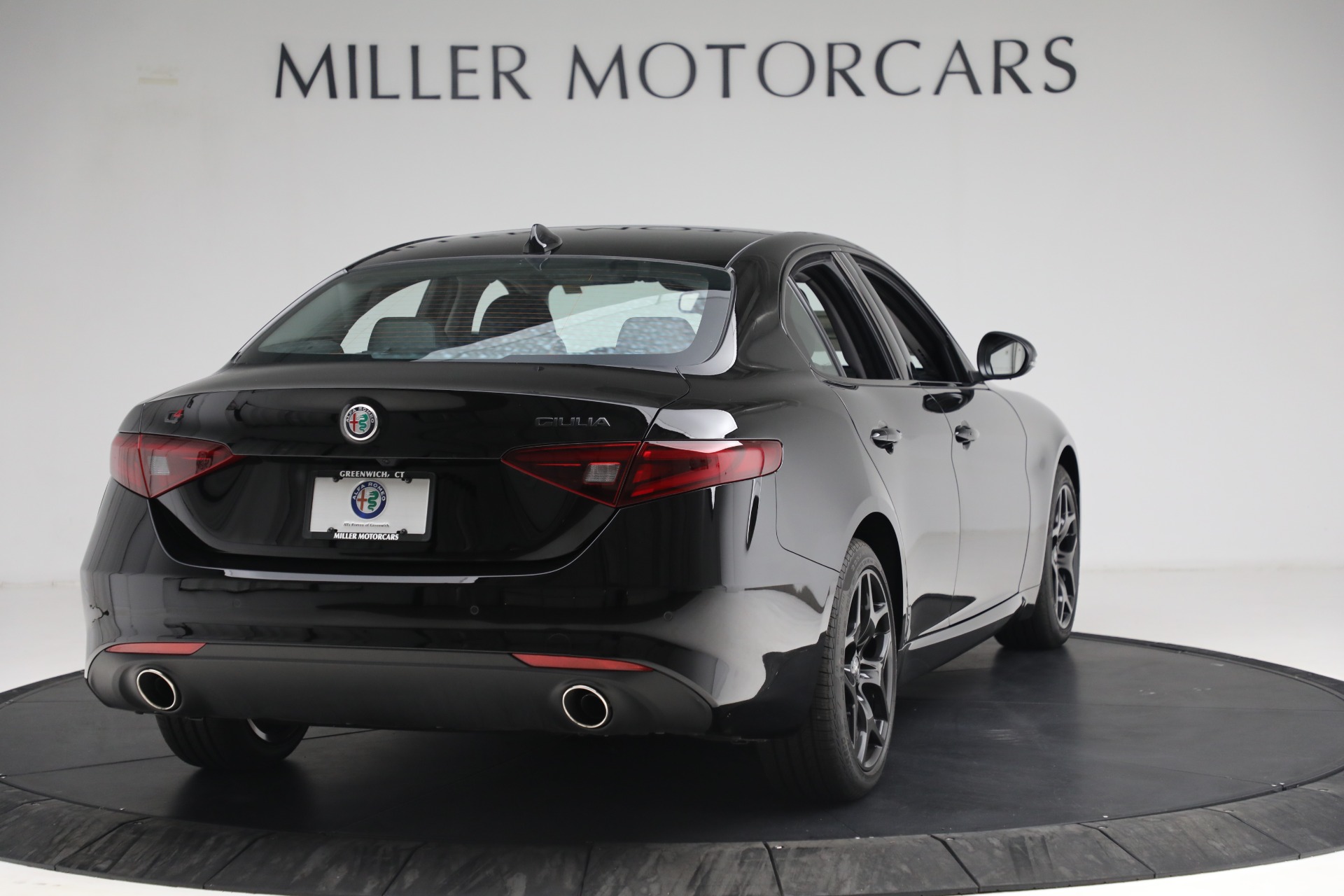 New-2021-Alfa-Romeo-Giulia-Q4