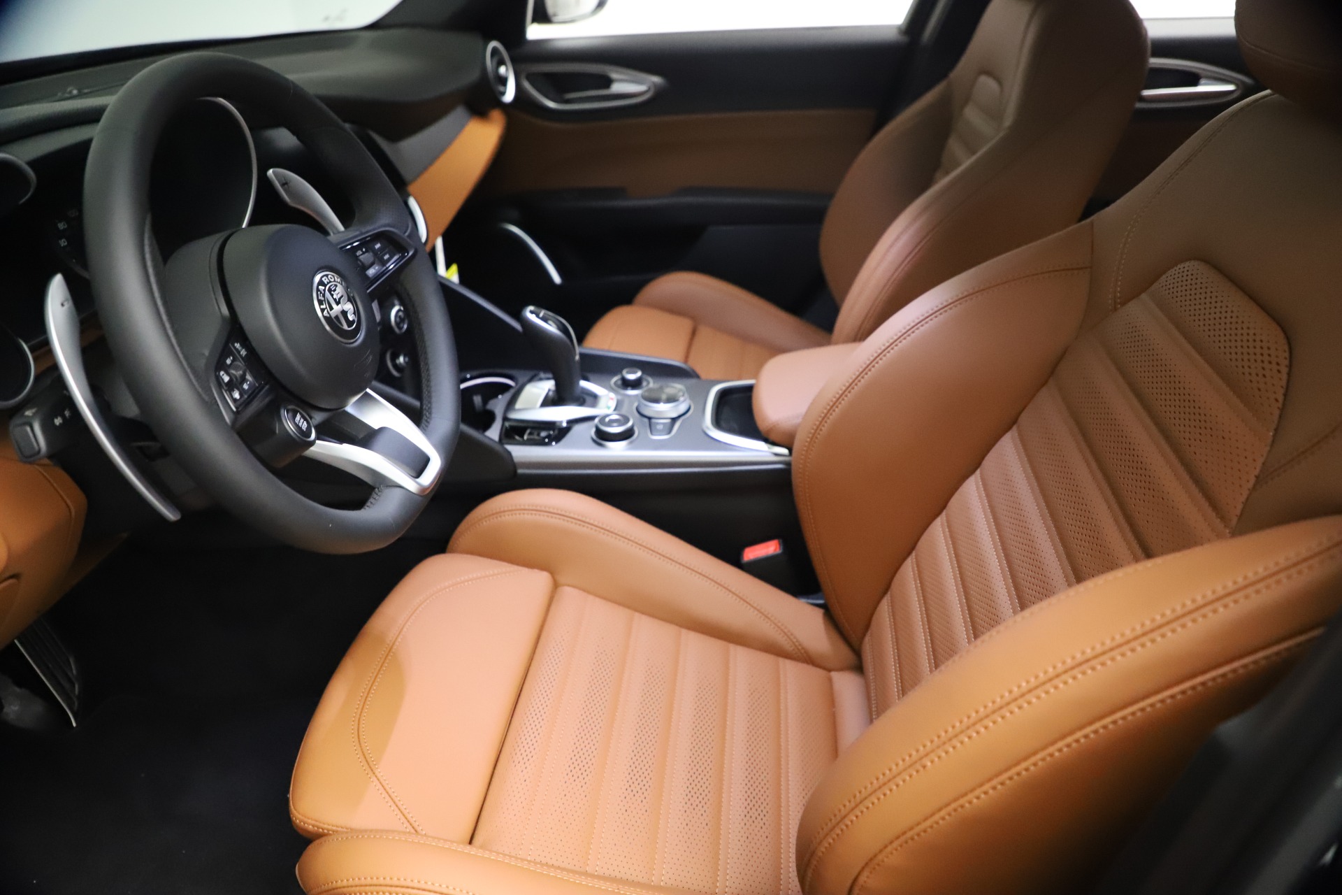 New-2021-Alfa-Romeo-Giulia-Ti-Sport-Q4