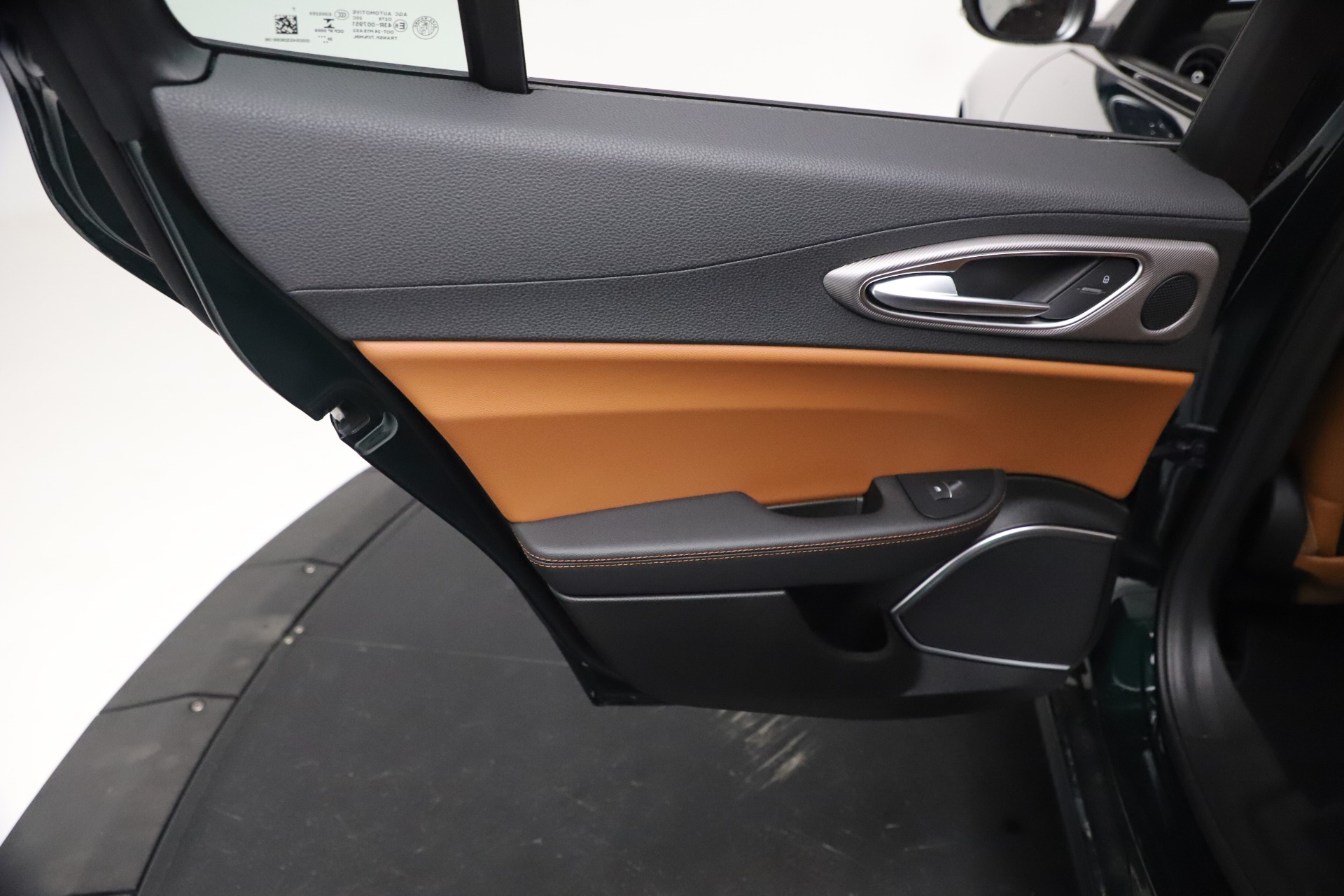 New-2021-Alfa-Romeo-Giulia-Ti-Sport-Q4