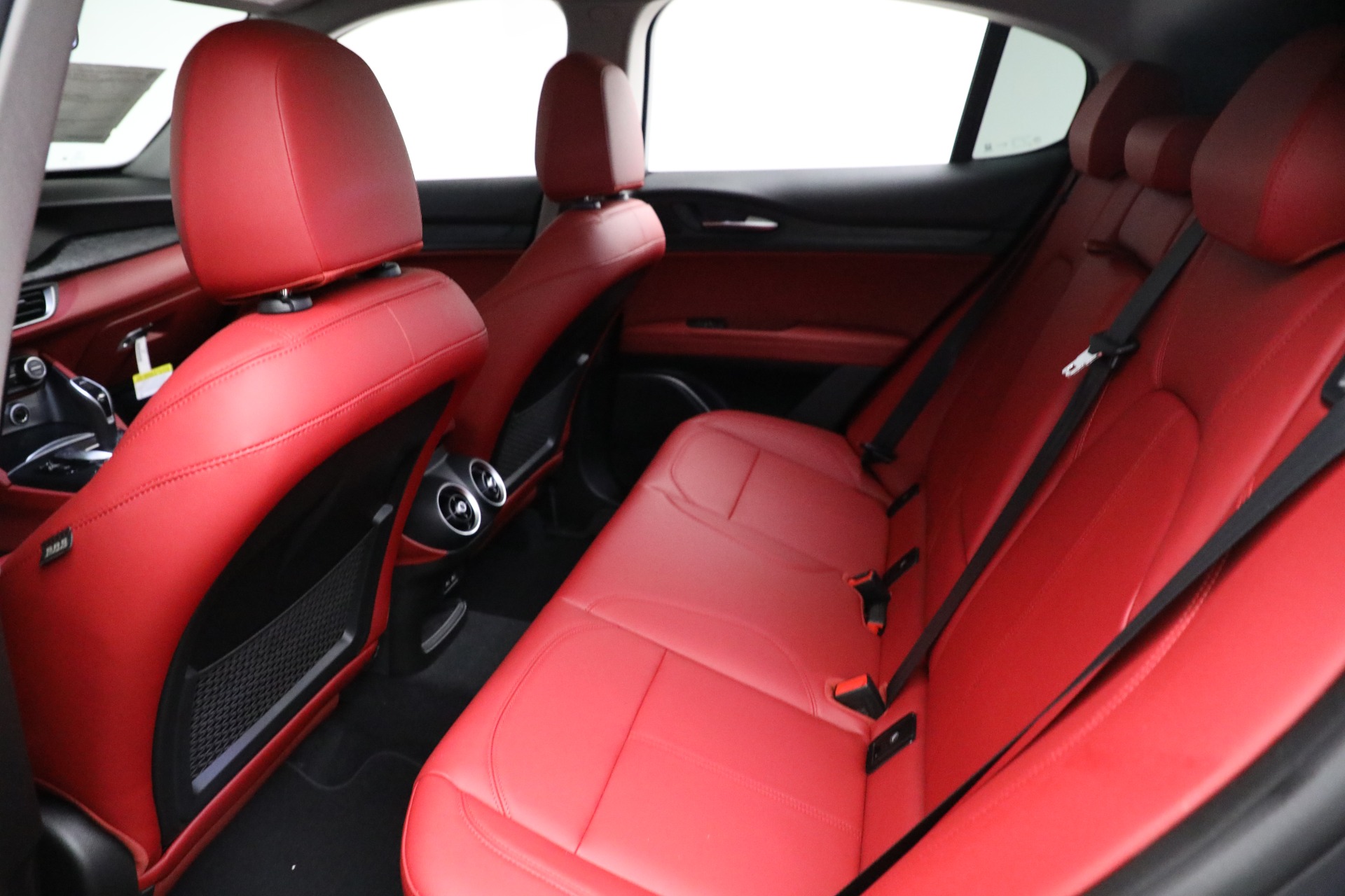 New-2021-Alfa-Romeo-Stelvio-Q4