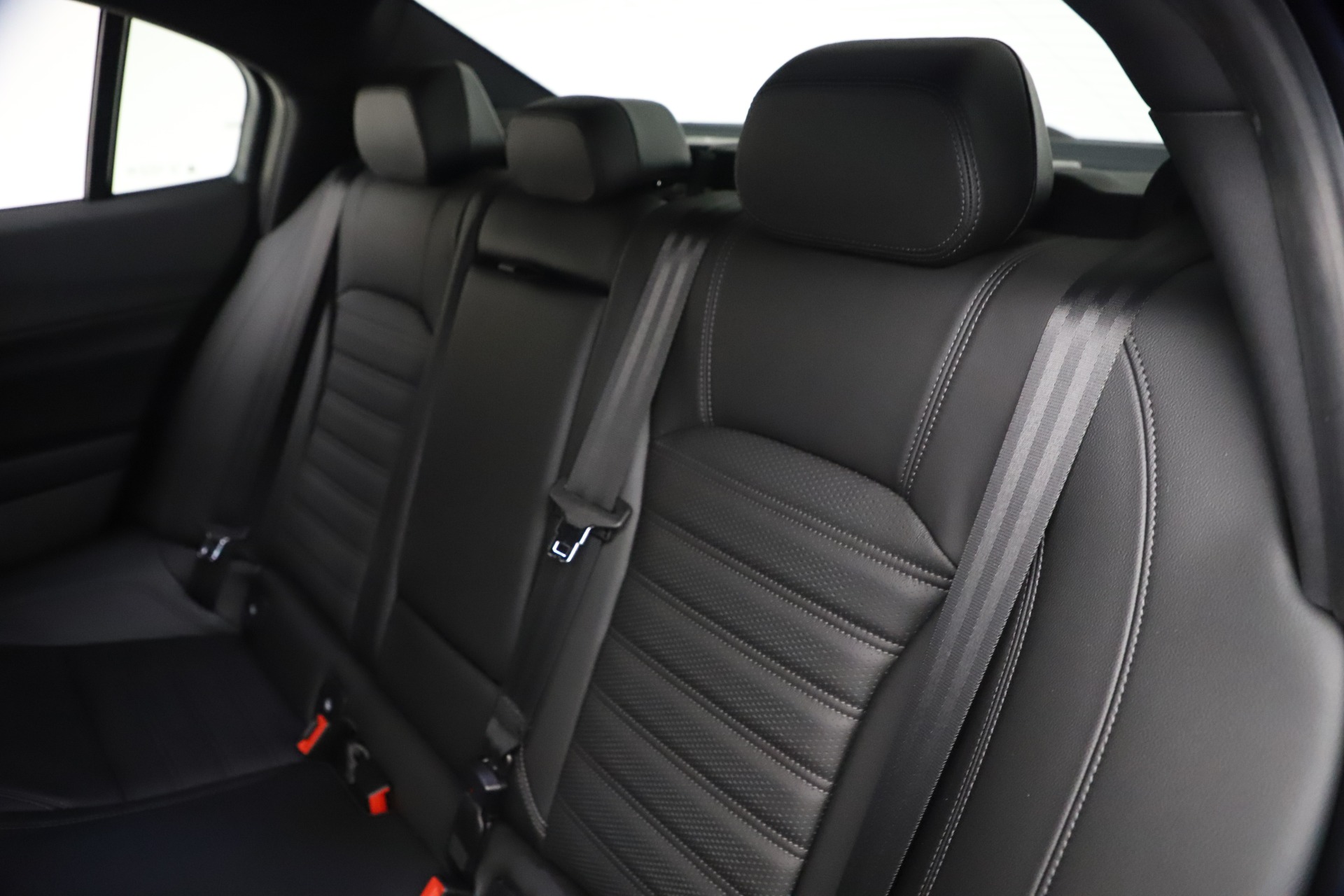 New-2021-Alfa-Romeo-Giulia-Ti-Sport-Q4