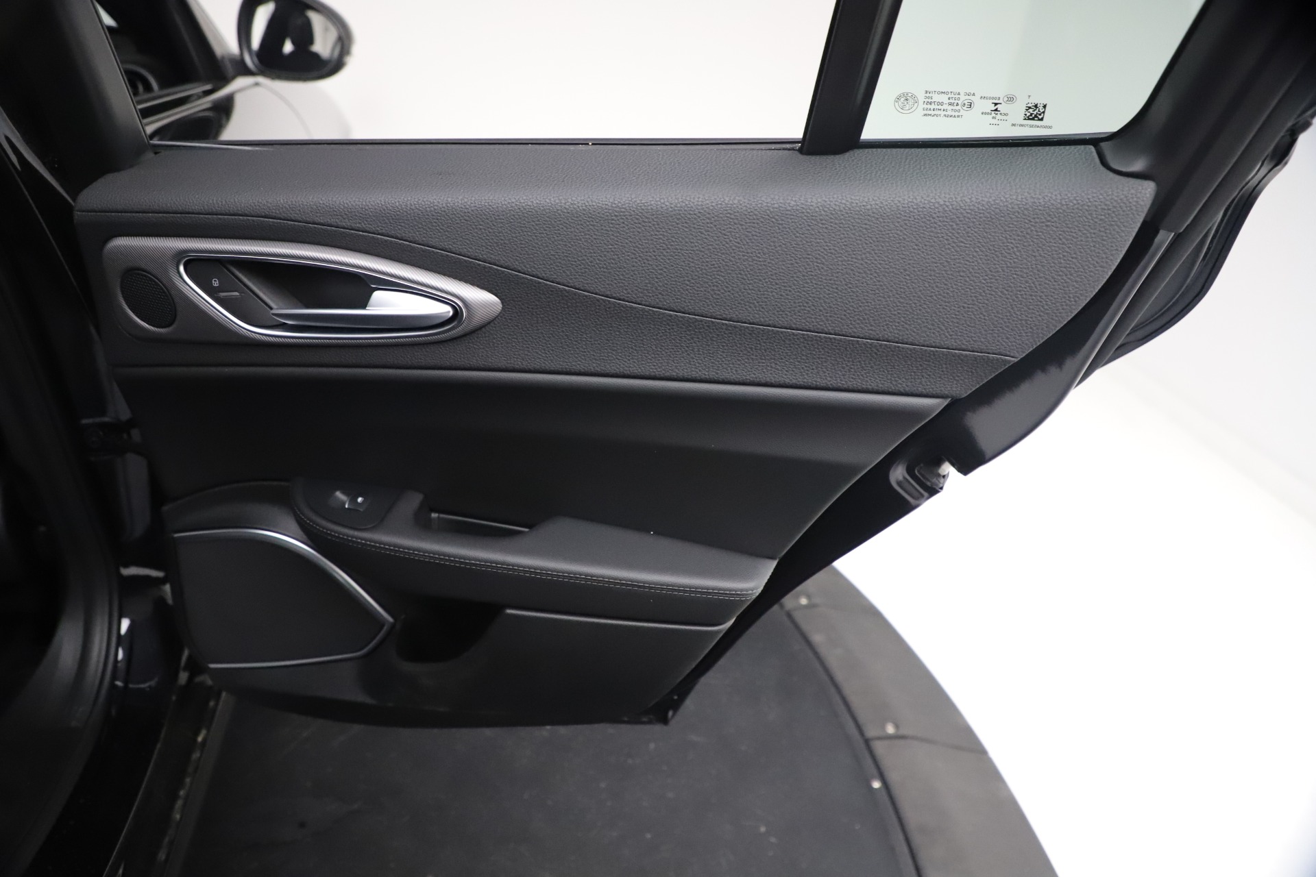 New-2021-Alfa-Romeo-Giulia-Ti-Sport-Q4