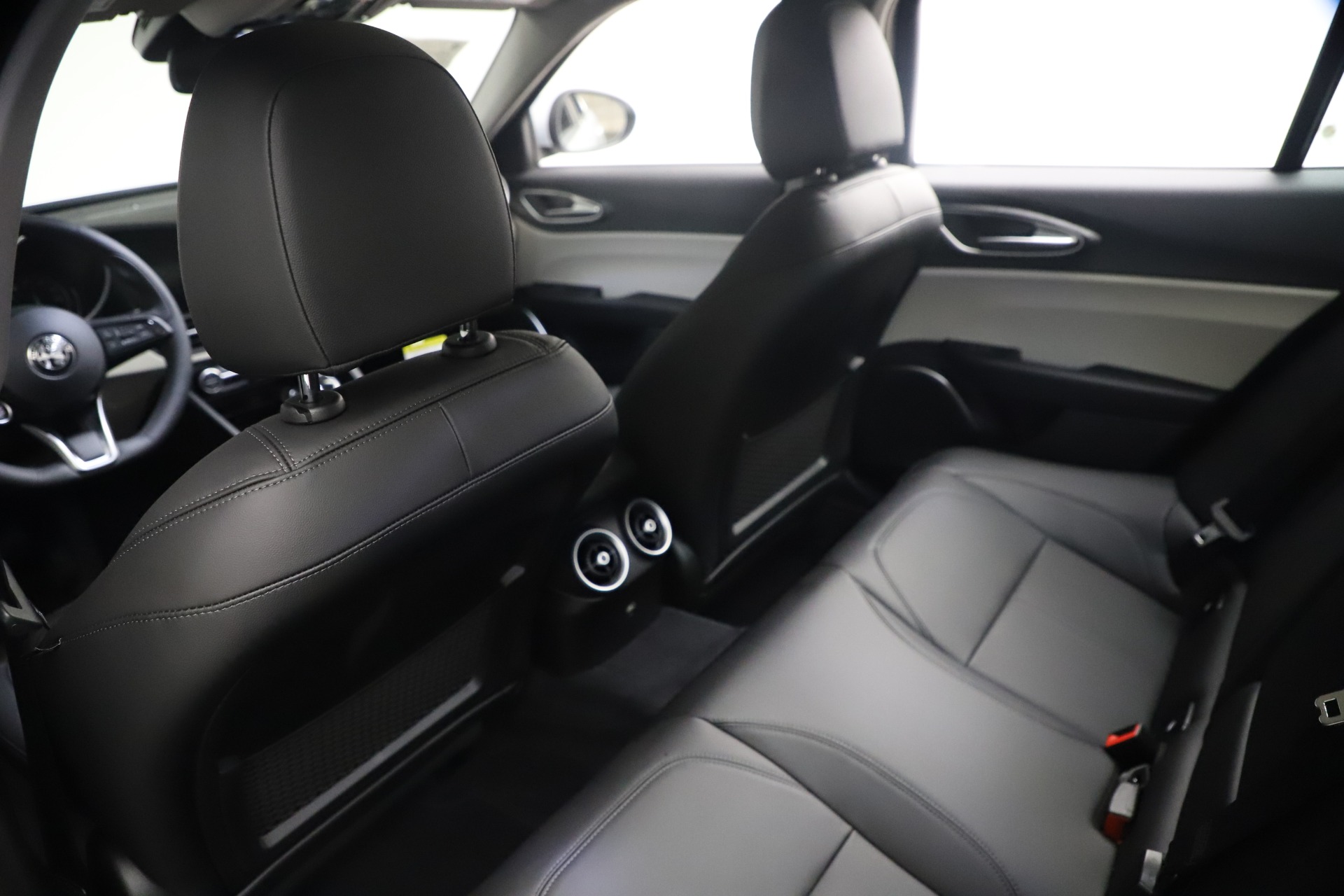 New-2021-Alfa-Romeo-Giulia-Q4