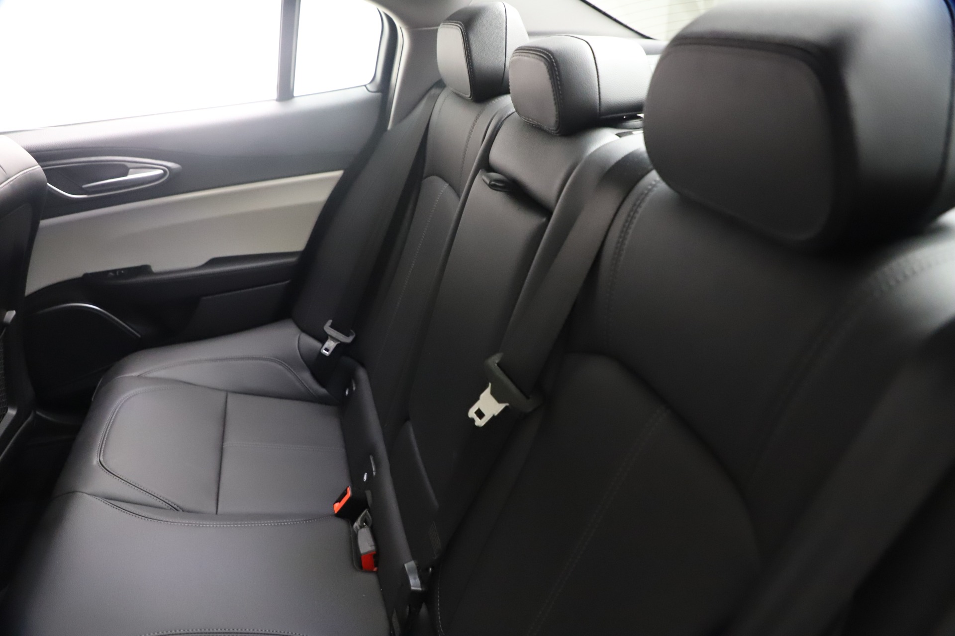 New-2021-Alfa-Romeo-Giulia-Q4