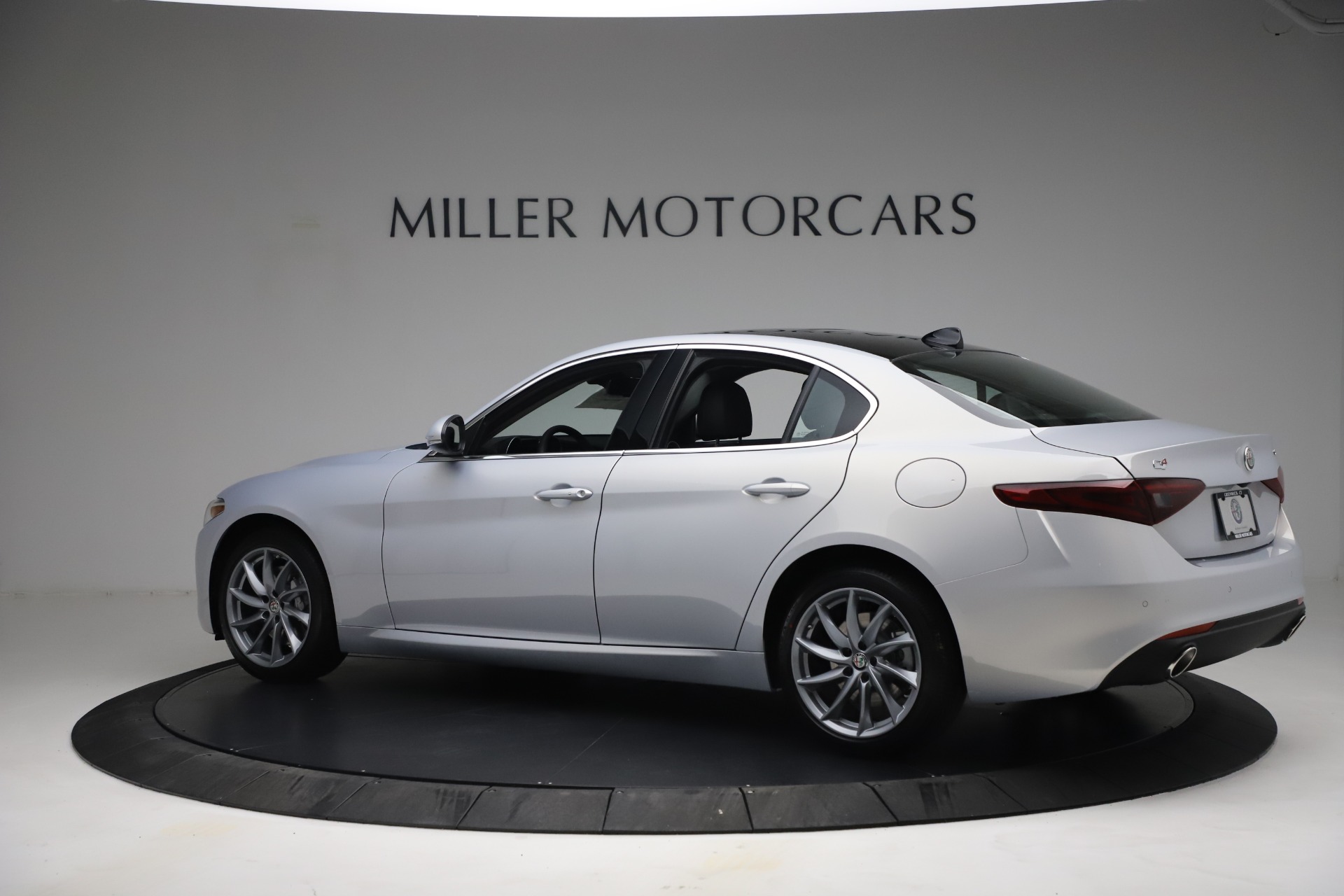 New-2021-Alfa-Romeo-Giulia-Q4