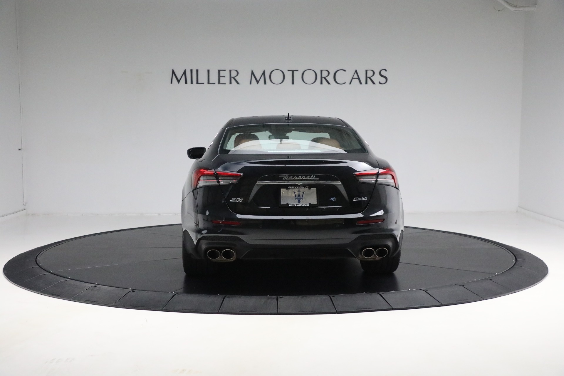 Used-2021-Maserati-Ghibli-S-Q4