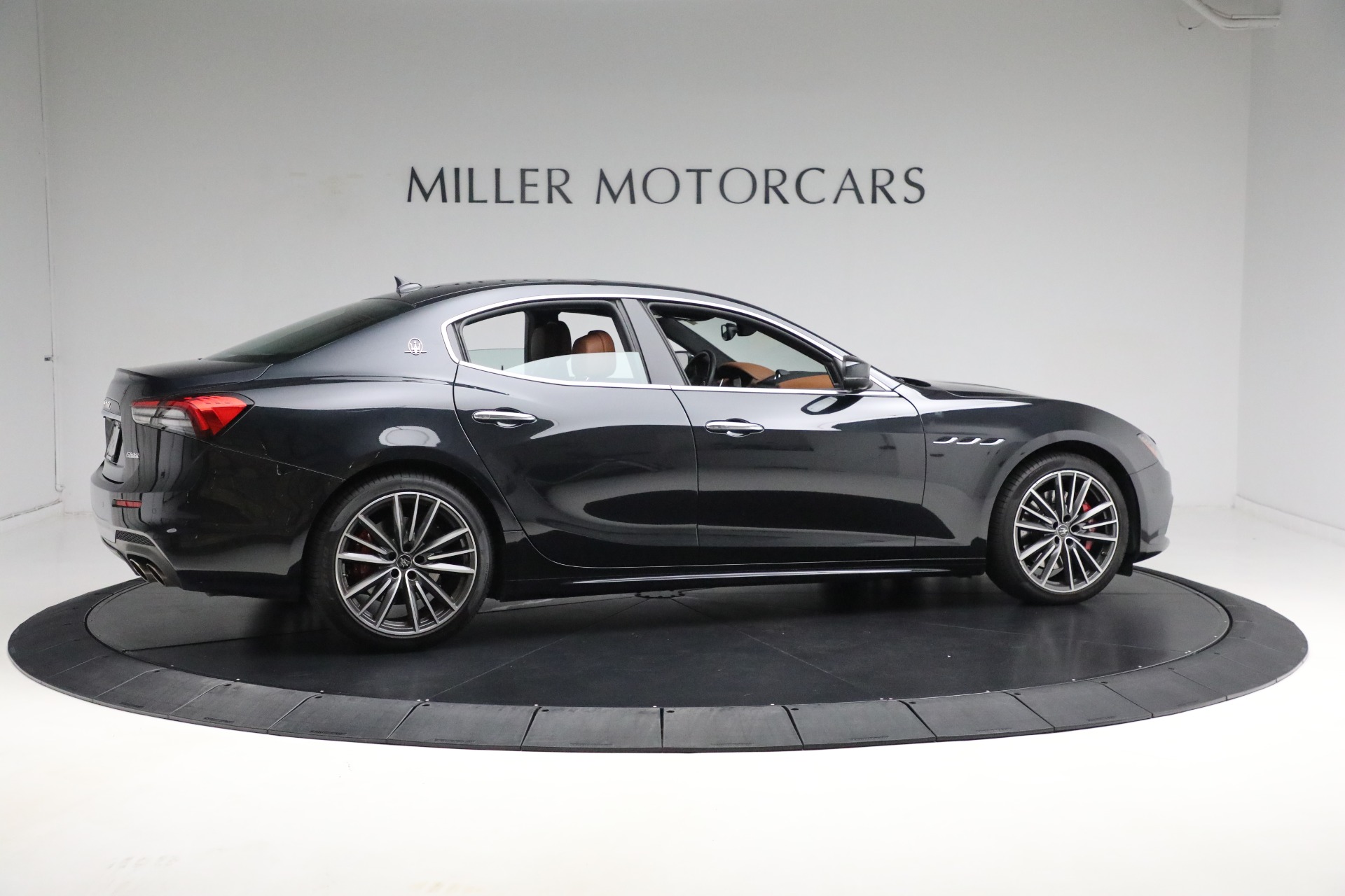 Used-2021-Maserati-Ghibli-S-Q4