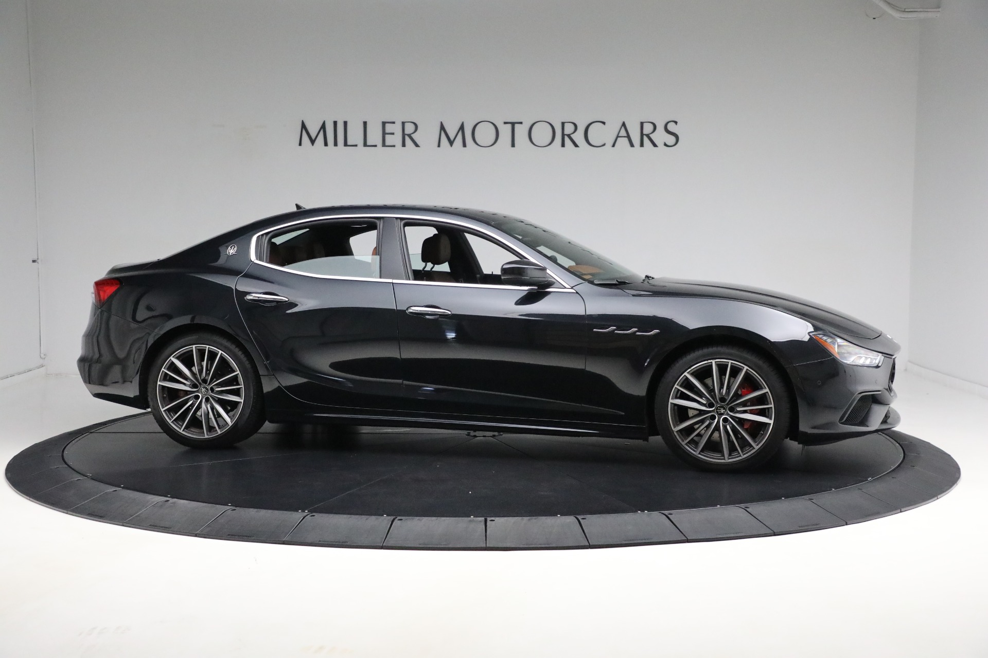Used-2021-Maserati-Ghibli-S-Q4
