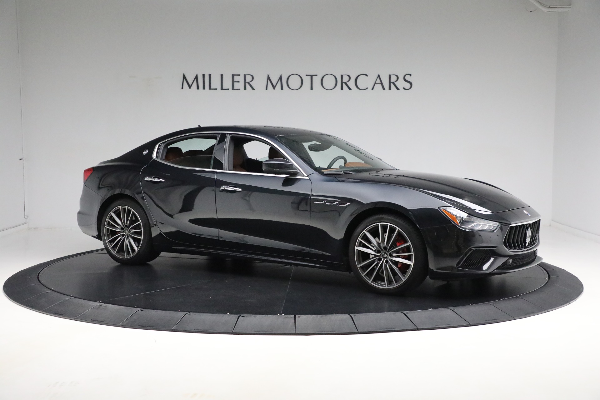 Used-2021-Maserati-Ghibli-S-Q4