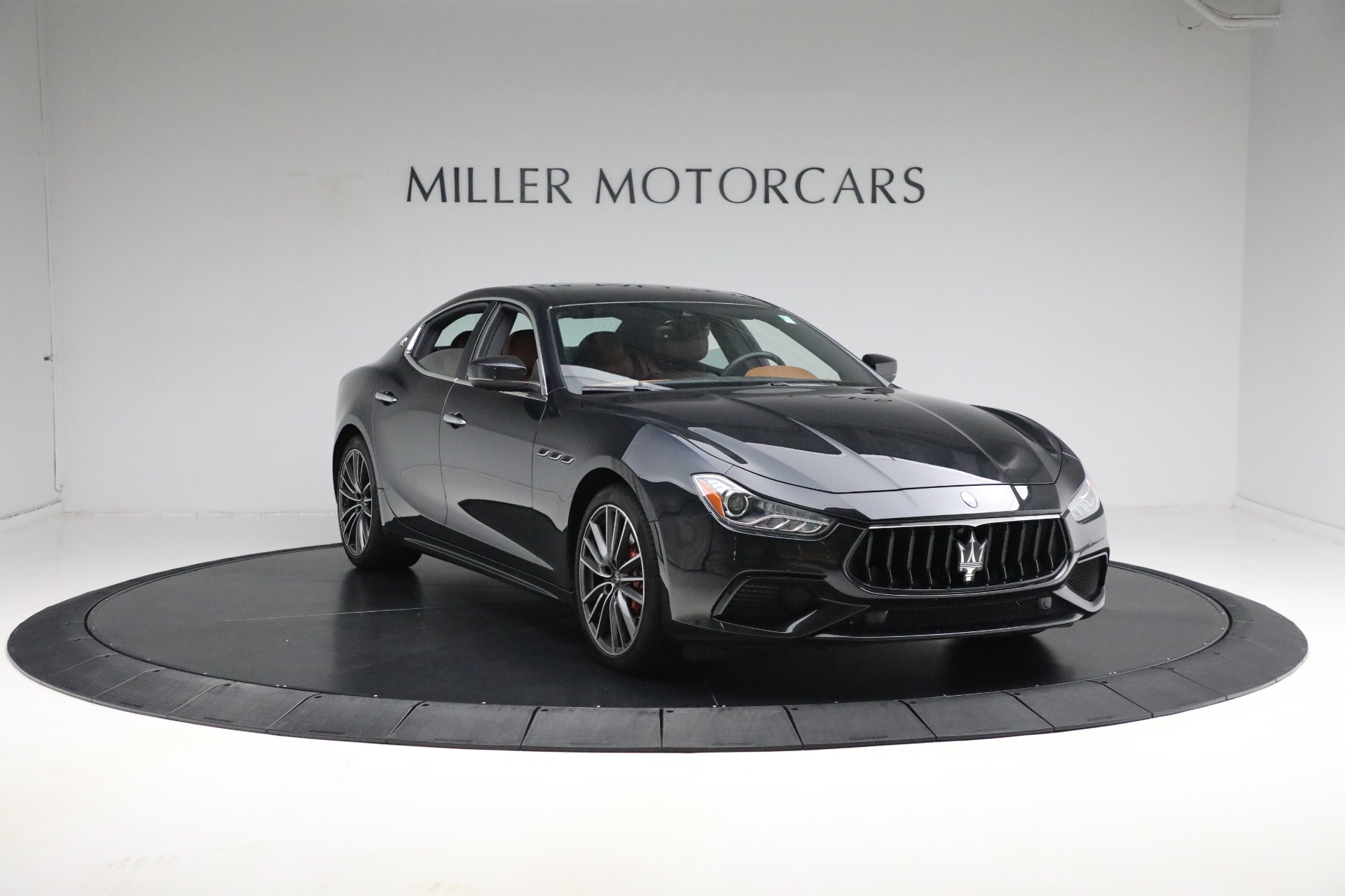Used-2021-Maserati-Ghibli-S-Q4