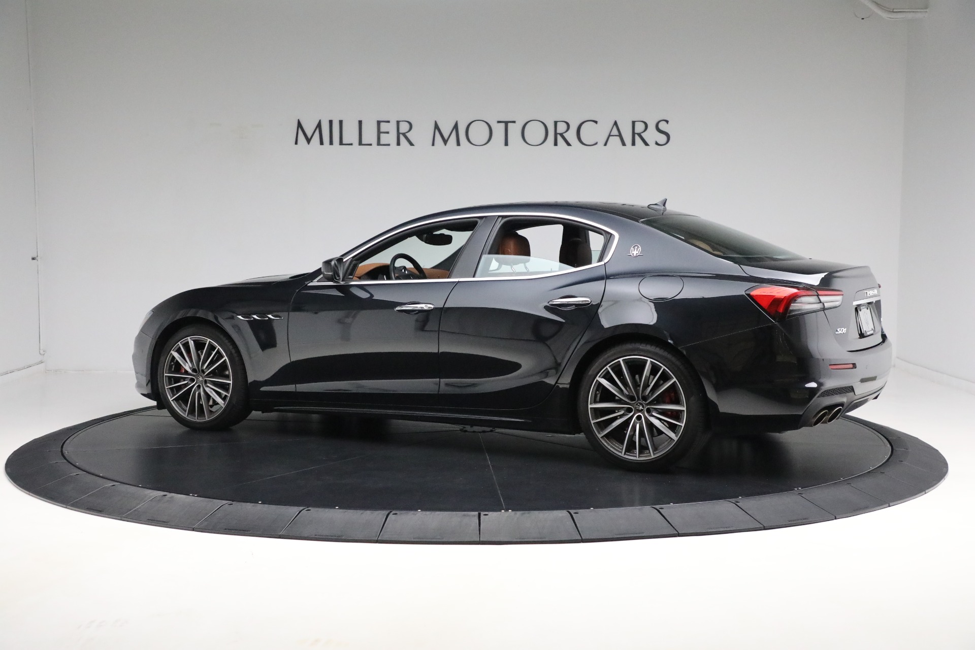 Used-2021-Maserati-Ghibli-S-Q4