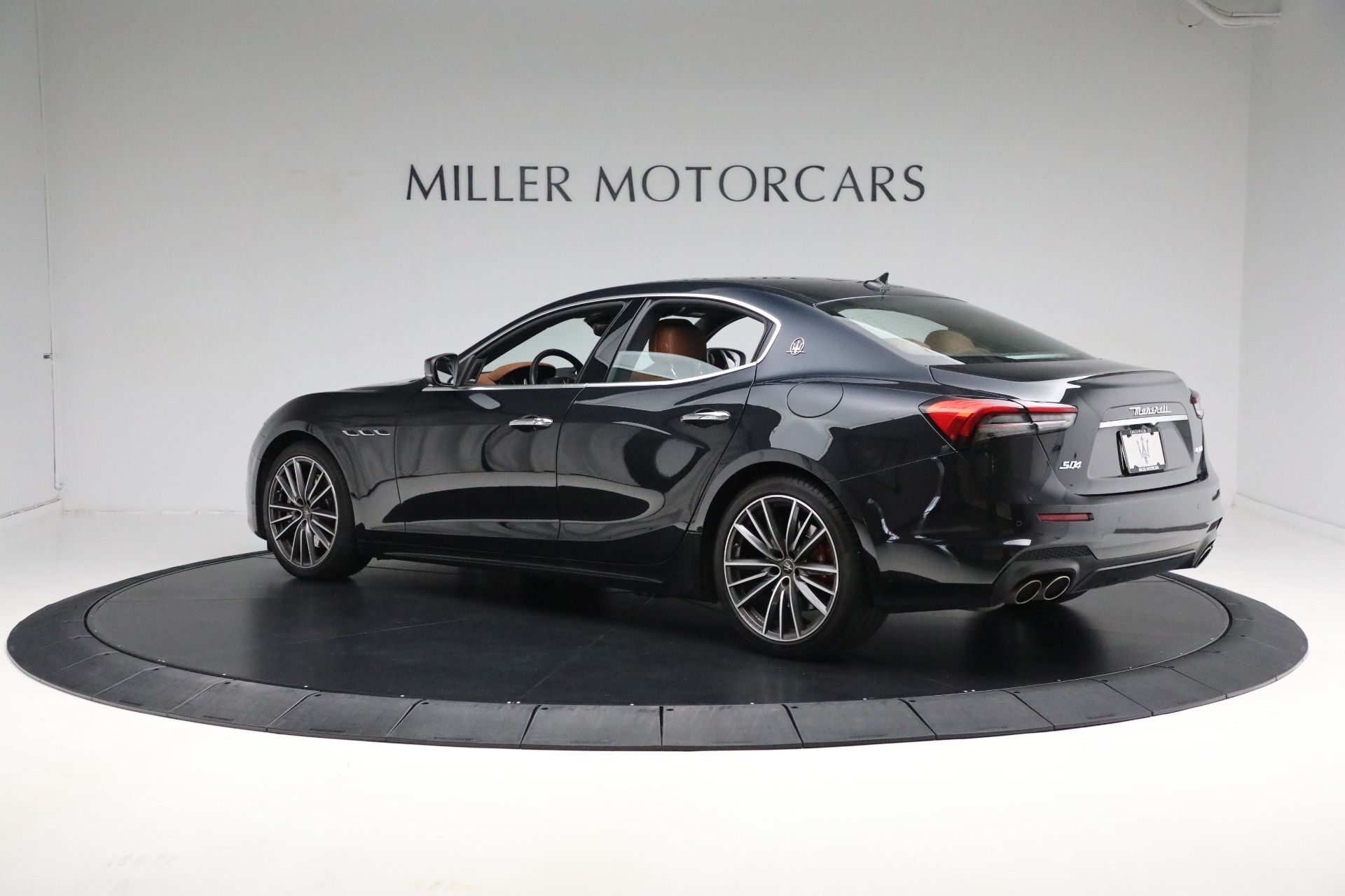 Used-2021-Maserati-Ghibli-S-Q4