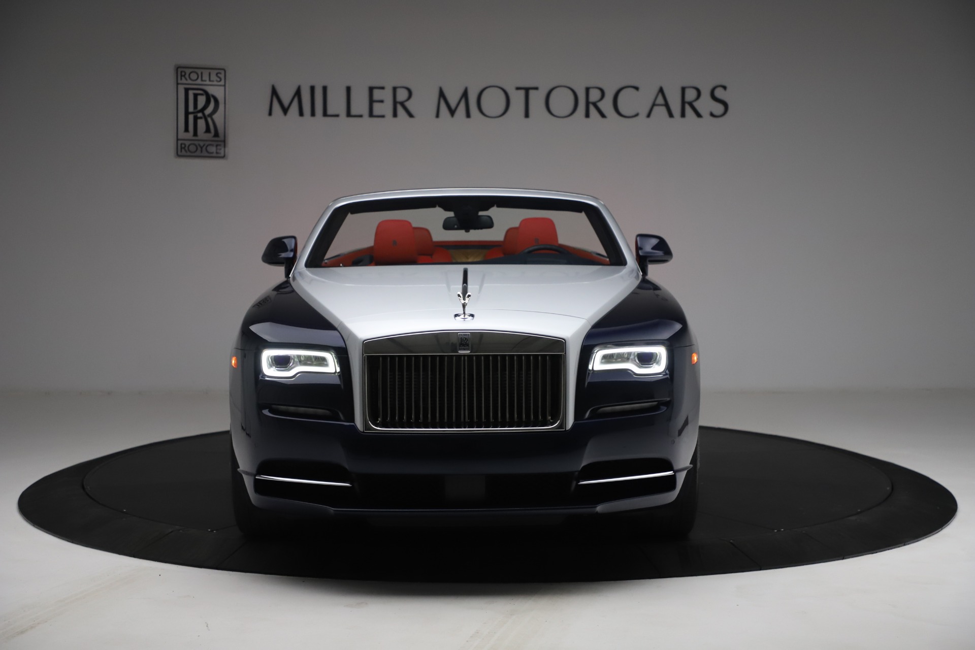 Used-2016-Rolls-Royce-Dawn