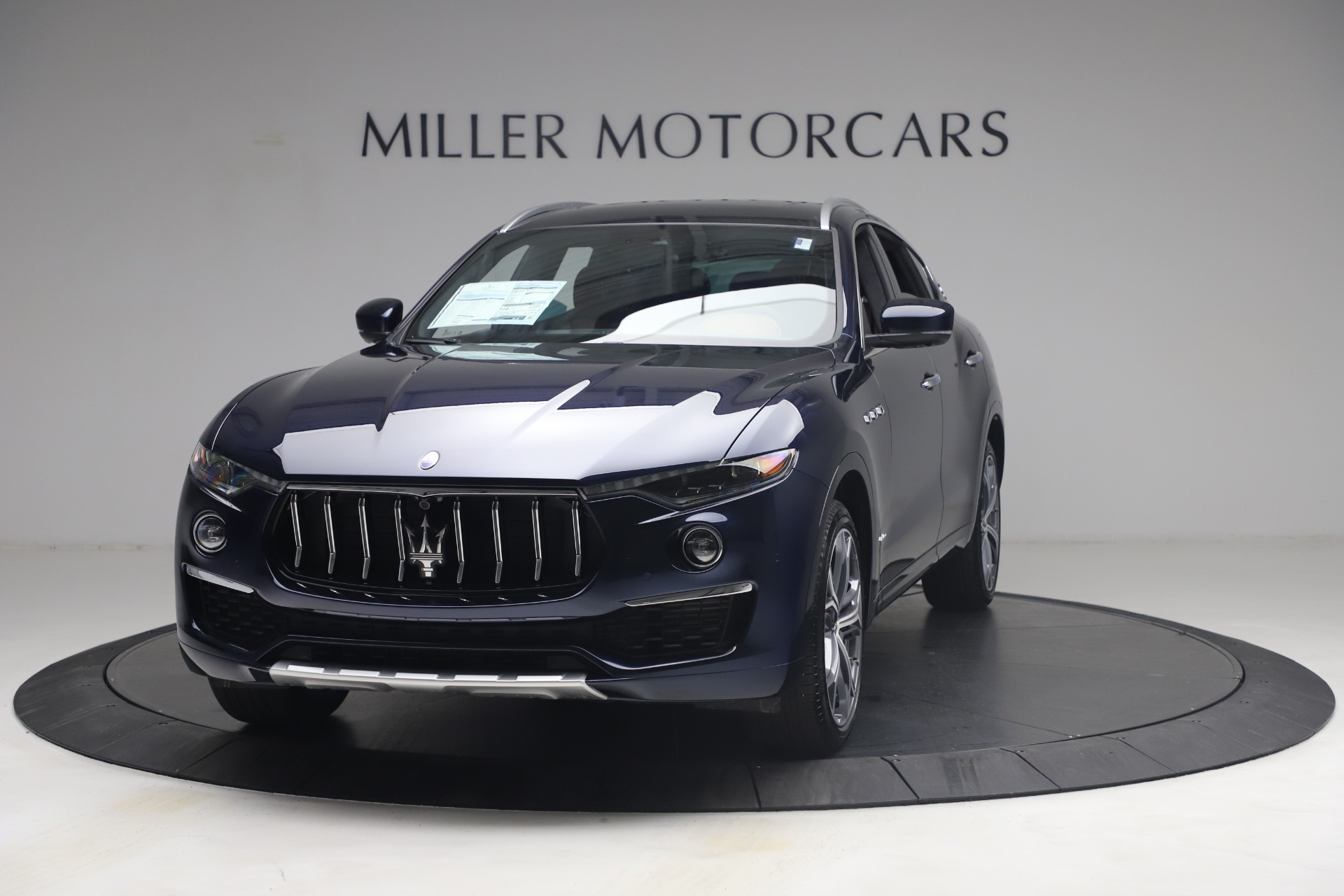 New-2021-Maserati-Levante-Q4-GranLusso