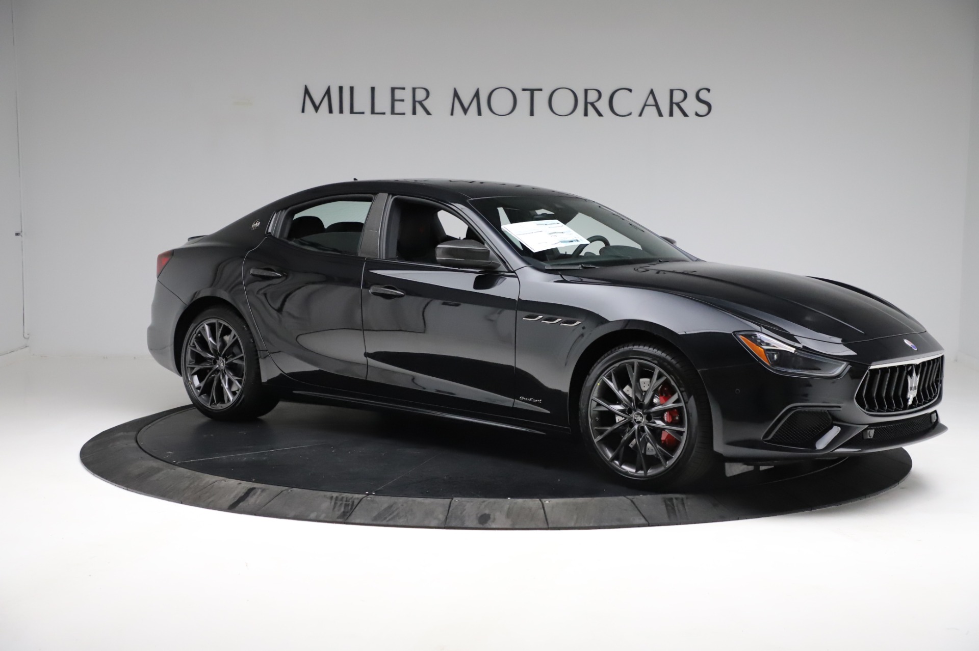 New-2021-Maserati-Ghibli-S-Q4-GranSport