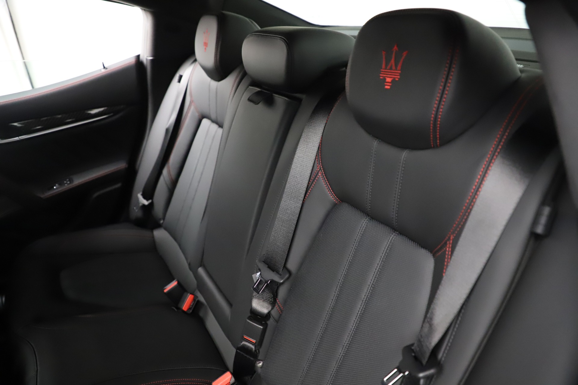 New-2021-Maserati-Ghibli-S-Q4-GranSport