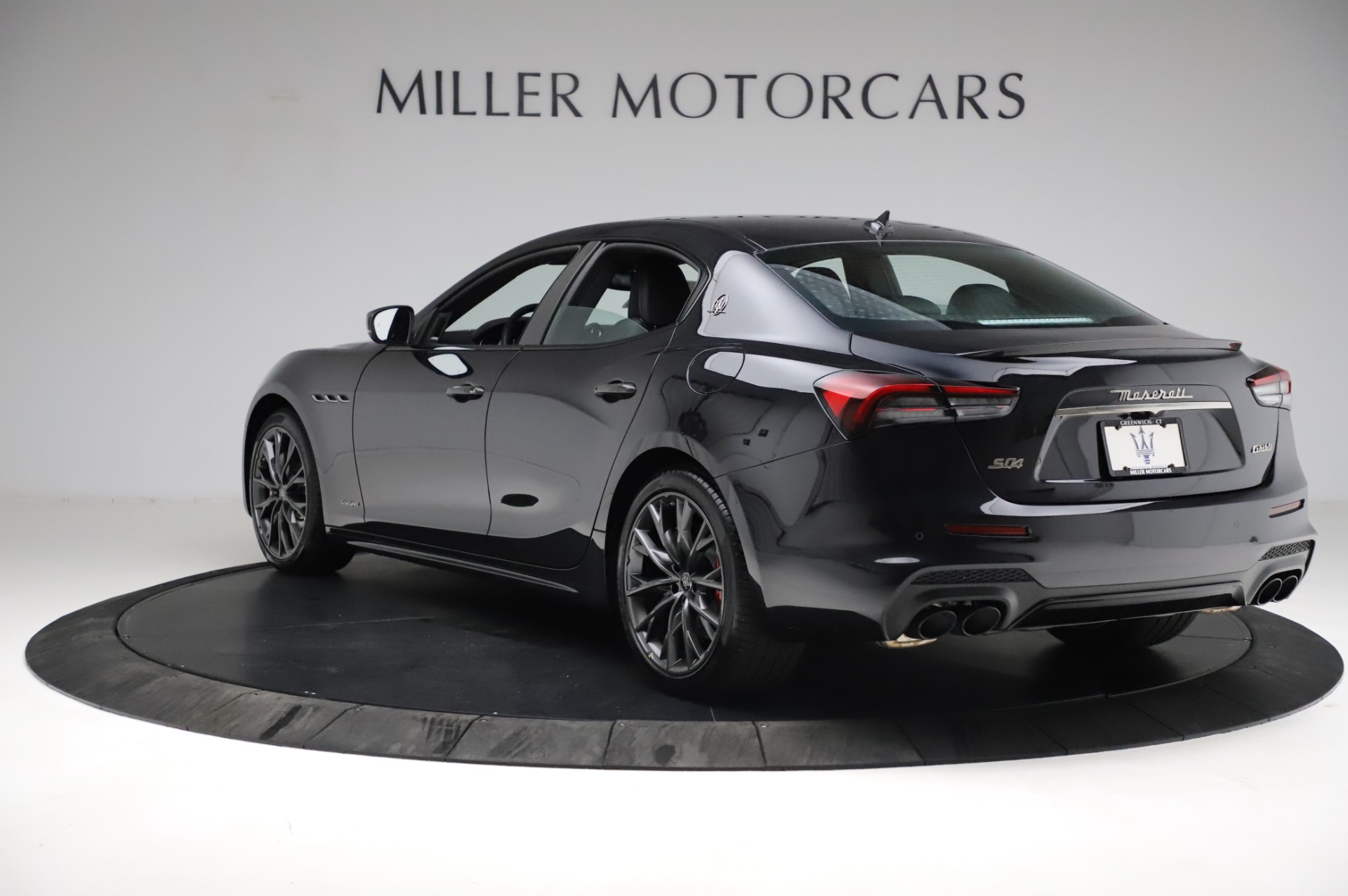 New-2021-Maserati-Ghibli-S-Q4-GranSport