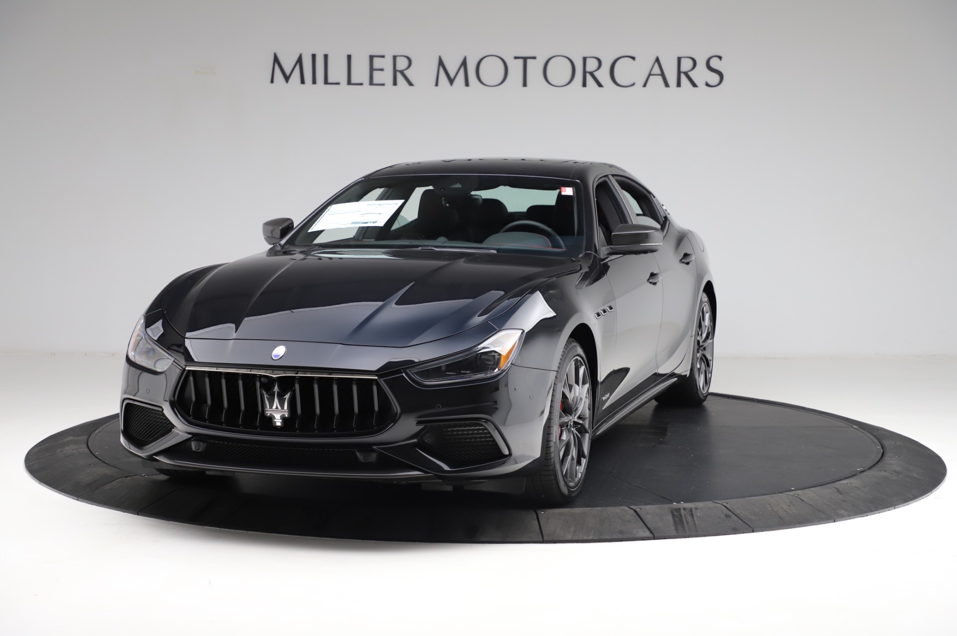 New-2021-Maserati-Ghibli-S-Q4-GranSport