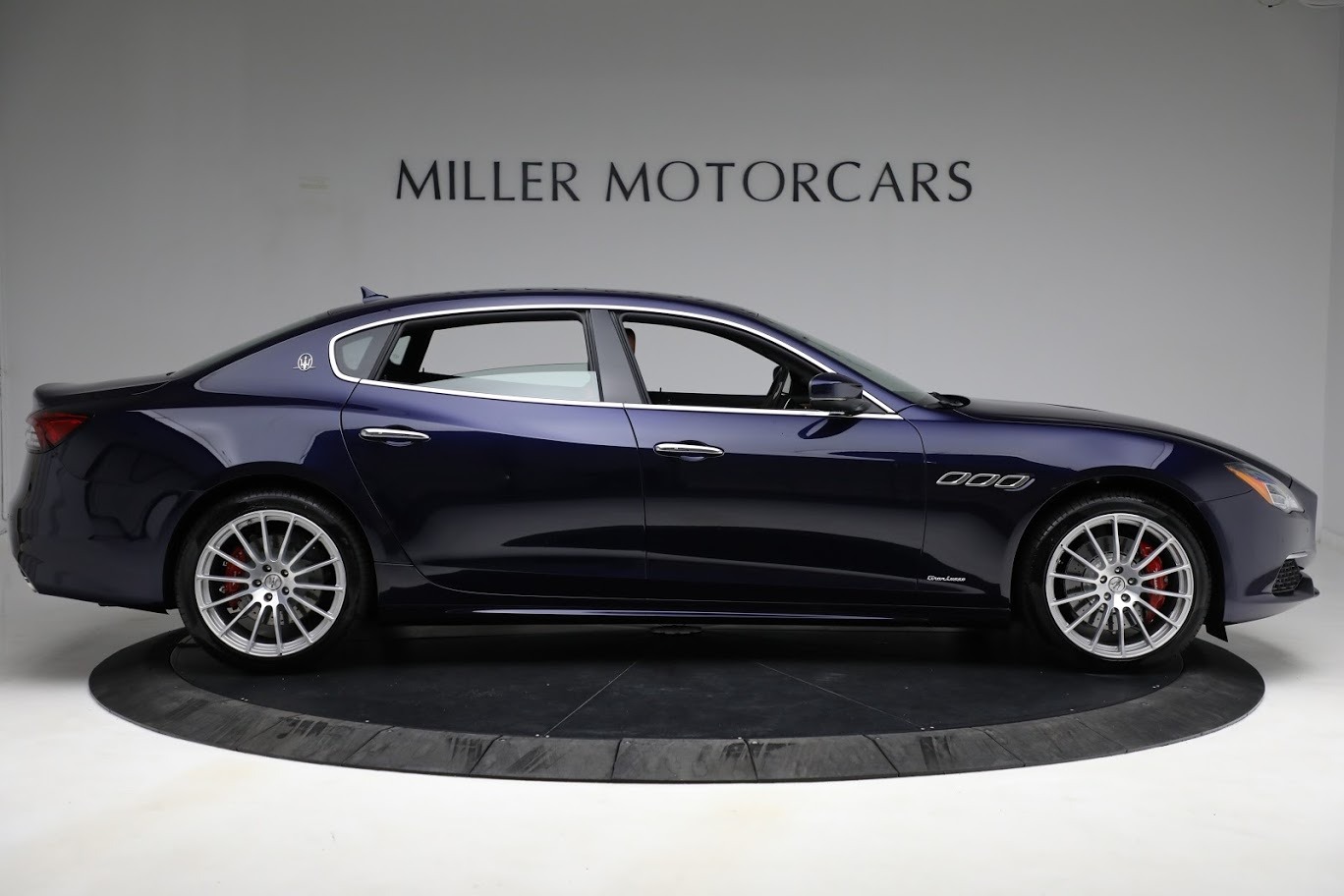 New-2021-Maserati-Quattroporte-S-Q4-GranLusso