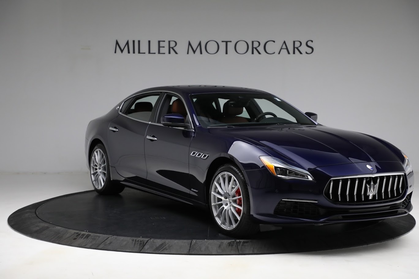 New-2021-Maserati-Quattroporte-S-Q4-GranLusso