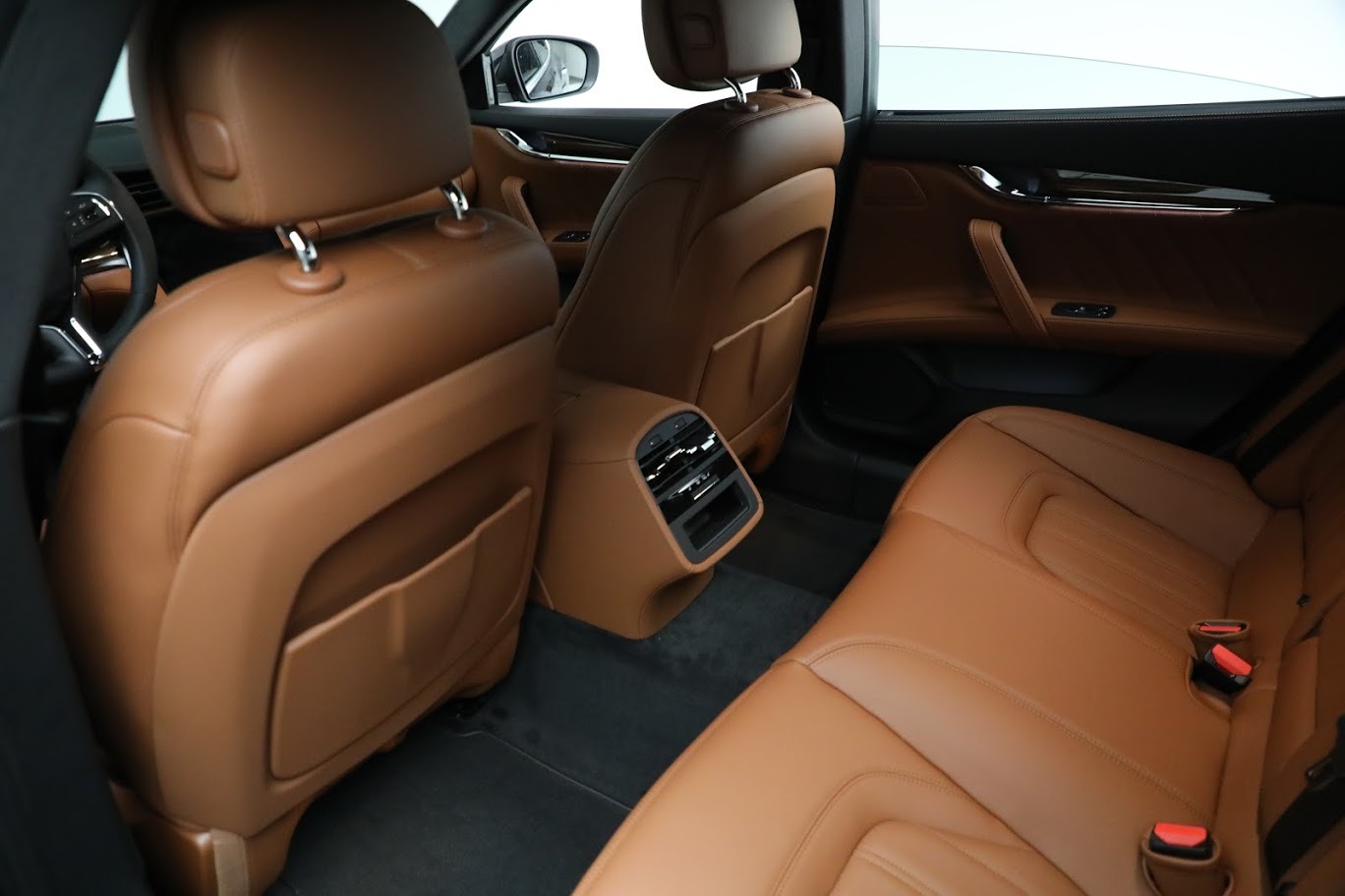 New-2021-Maserati-Quattroporte-S-Q4-GranLusso