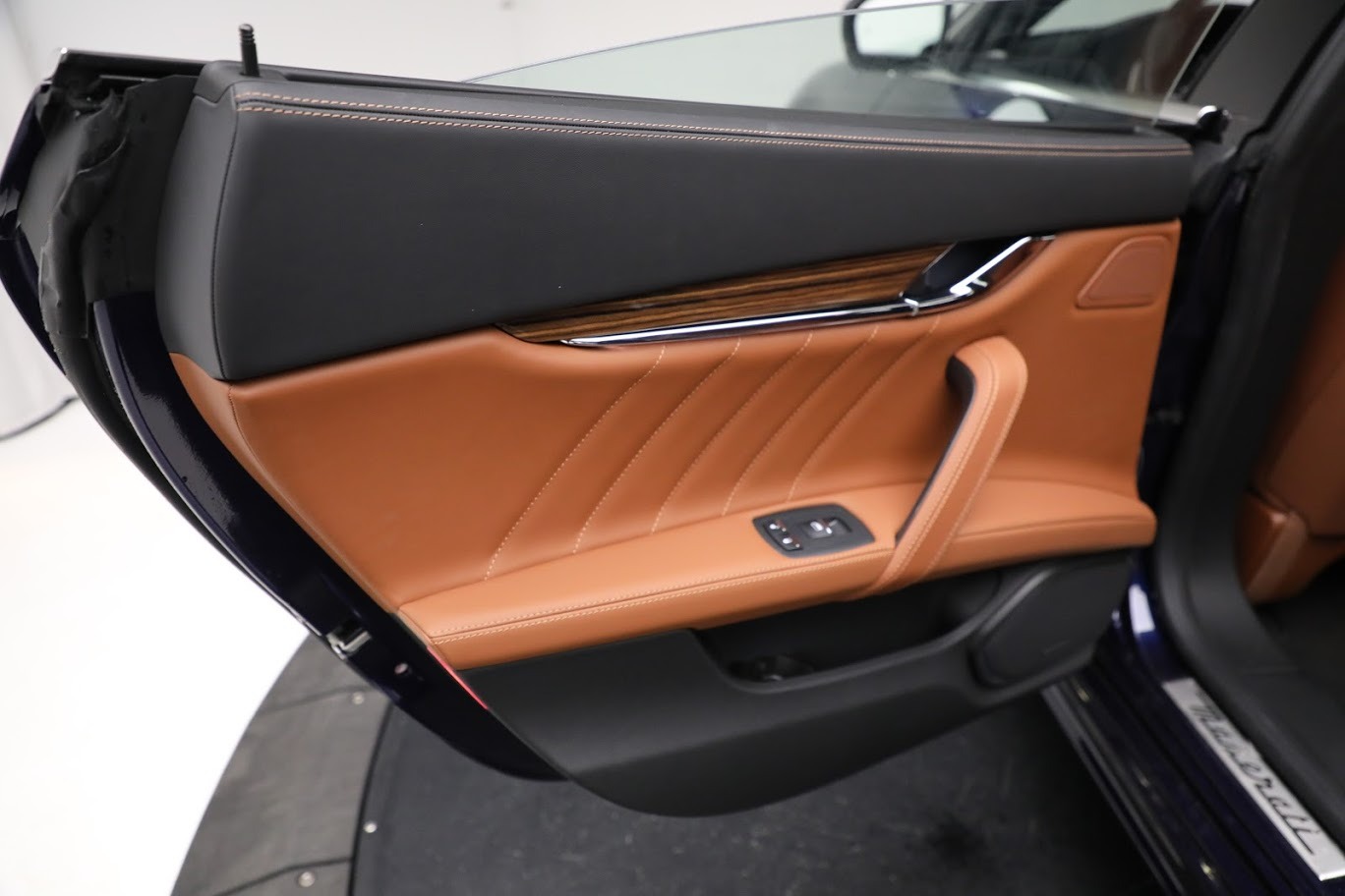 New-2021-Maserati-Quattroporte-S-Q4-GranLusso