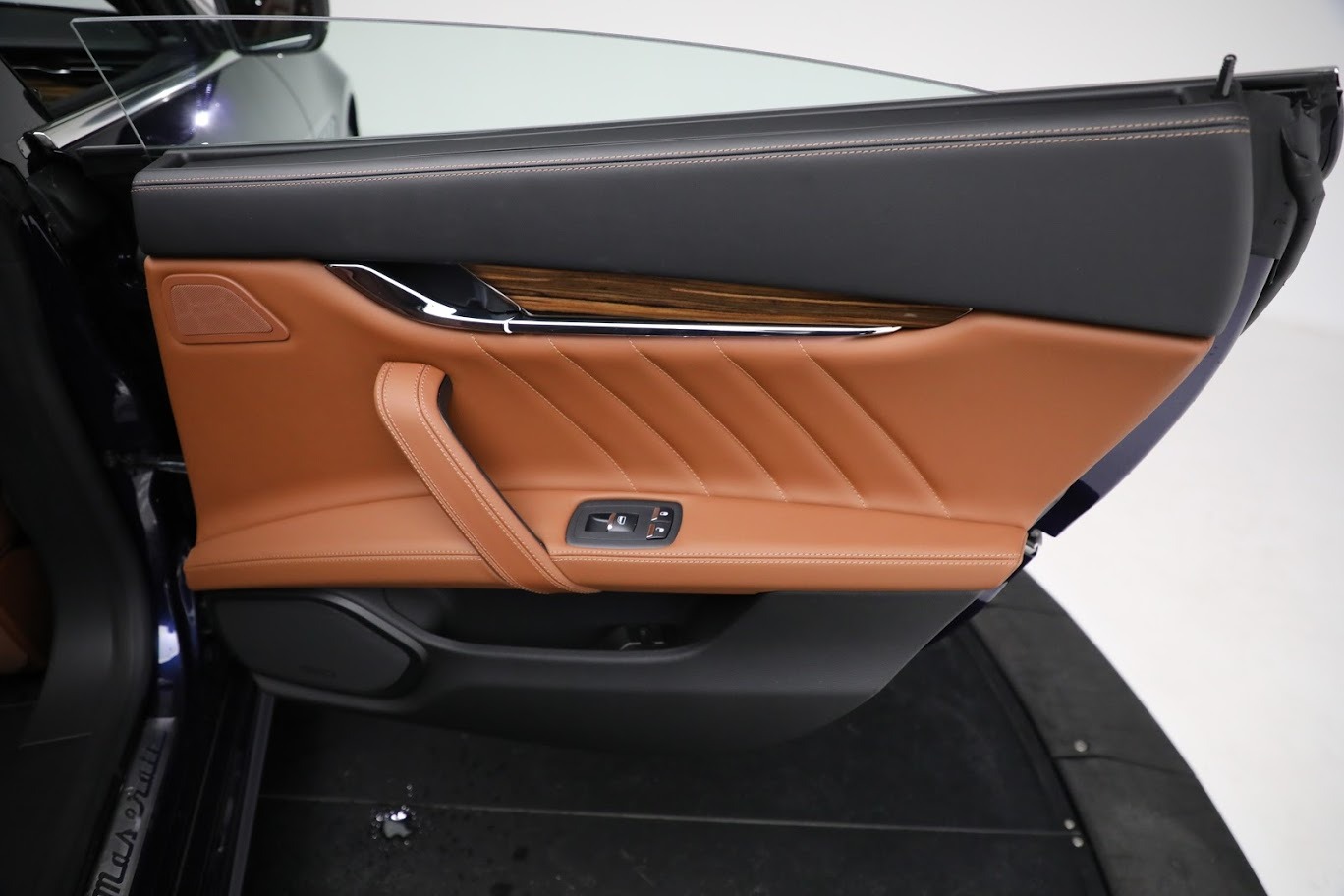 New-2021-Maserati-Quattroporte-S-Q4-GranLusso