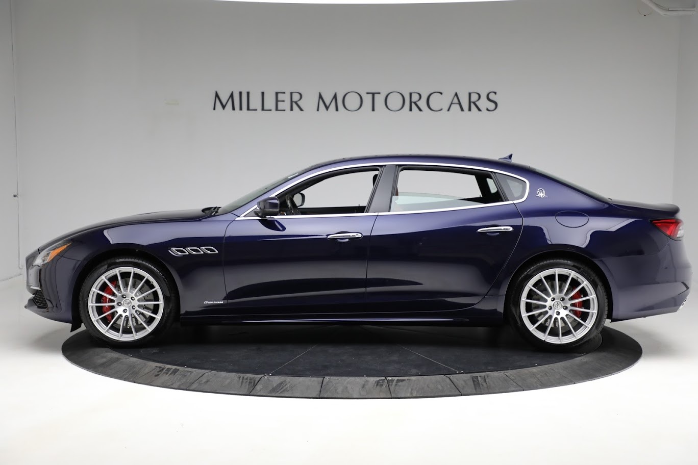 New-2021-Maserati-Quattroporte-S-Q4-GranLusso