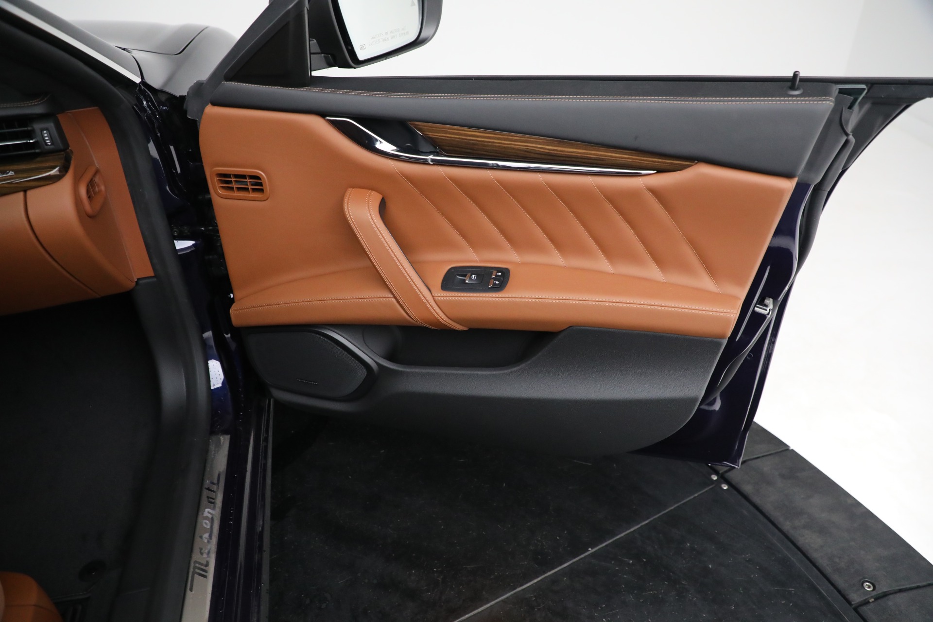 New-2021-Maserati-Quattroporte-S-Q4