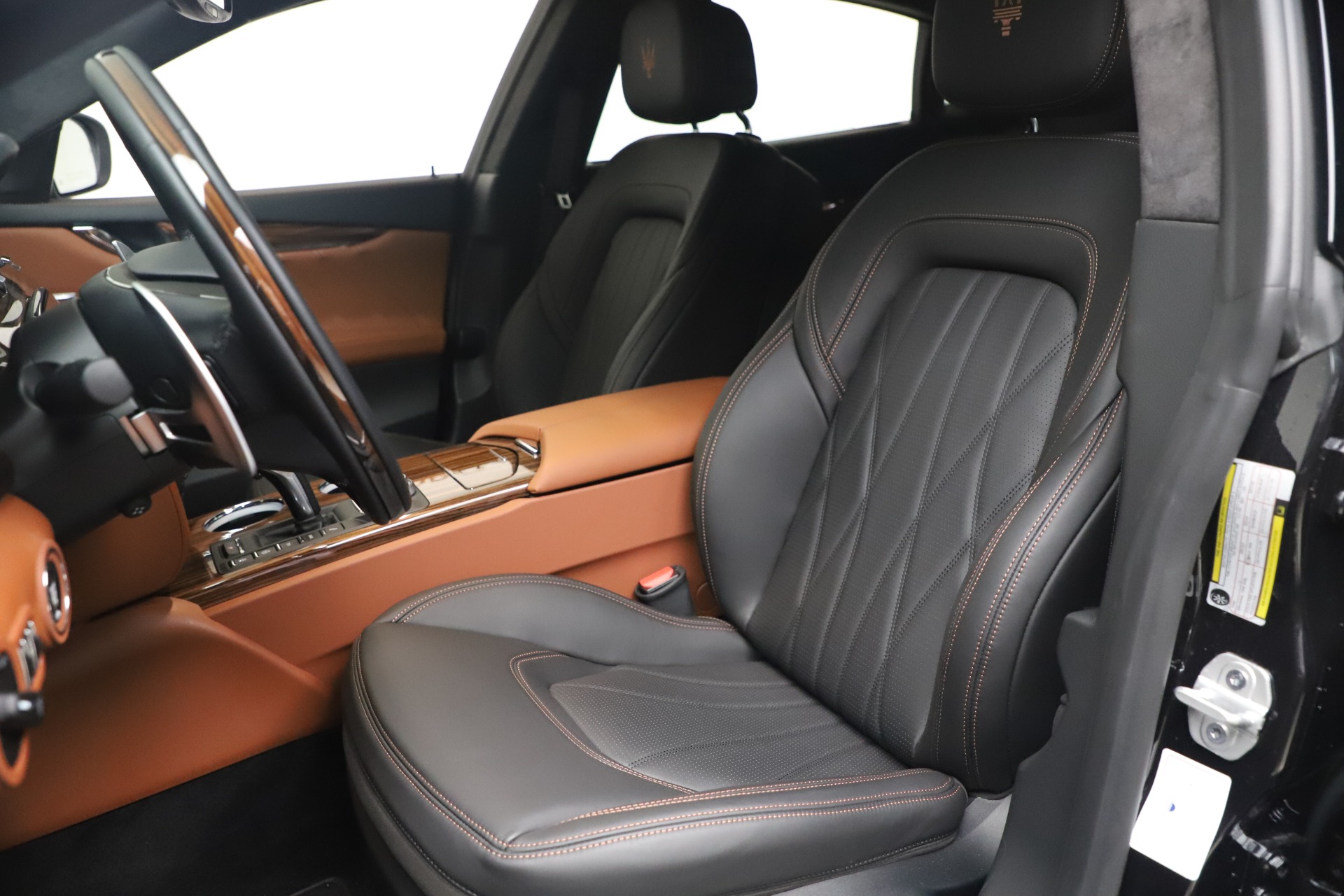 New-2021-Maserati-Quattroporte-S-Q4-GranLusso