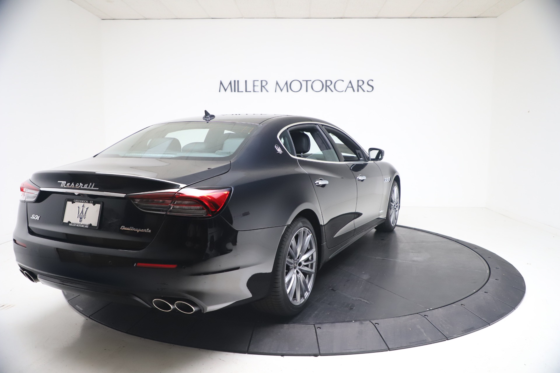 New-2021-Maserati-Quattroporte-S-Q4-GranLusso