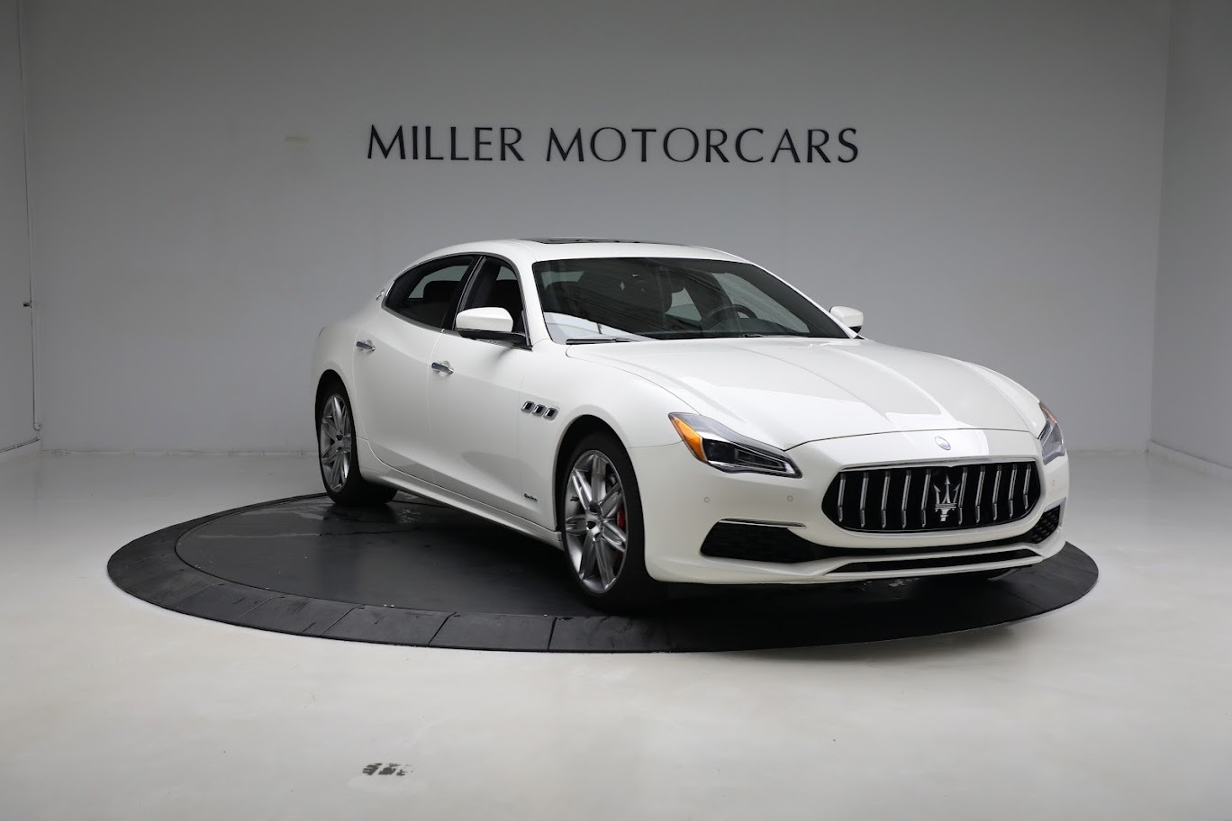 Used-2021-Maserati-Quattroporte-S-Q4-GranLusso
