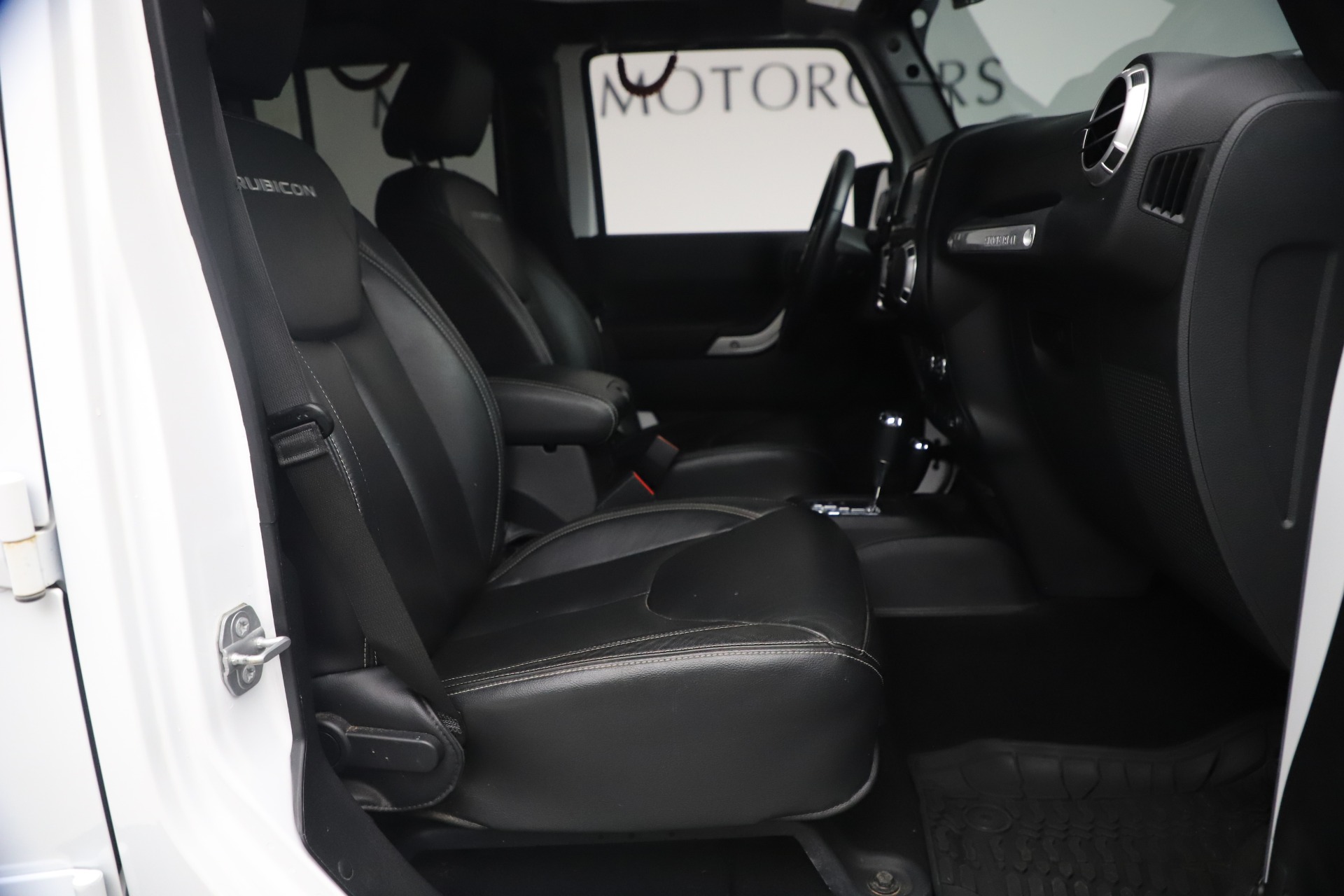 Used-2015-Jeep-Wrangler-Unlimited-Rubicon-Hard-Rock