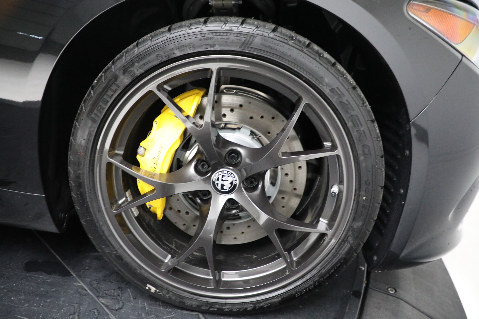 New-2021-Alfa-Romeo-Giulia-Quadrifoglio