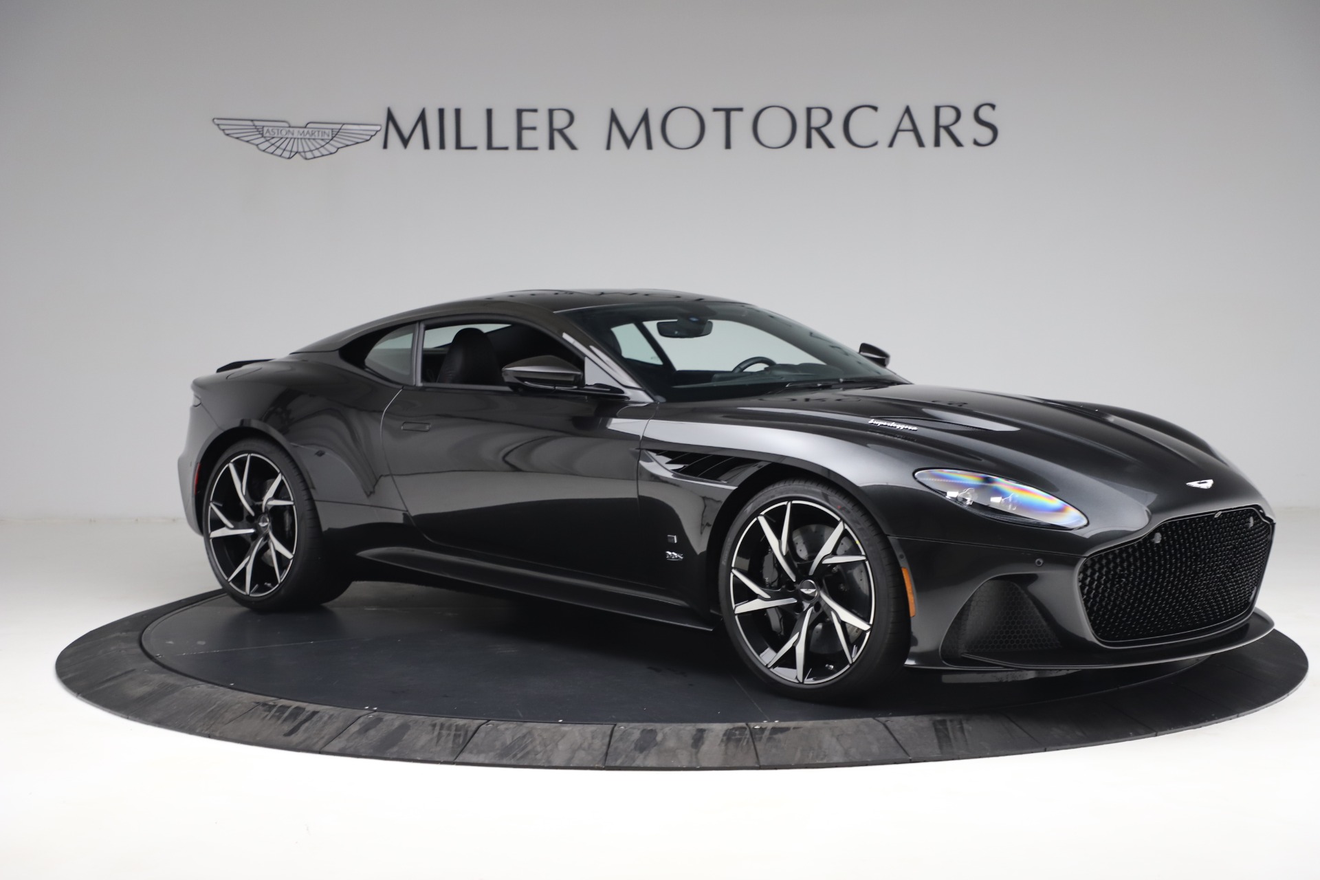 New-2021-Aston-Martin-DBS-Superleggera