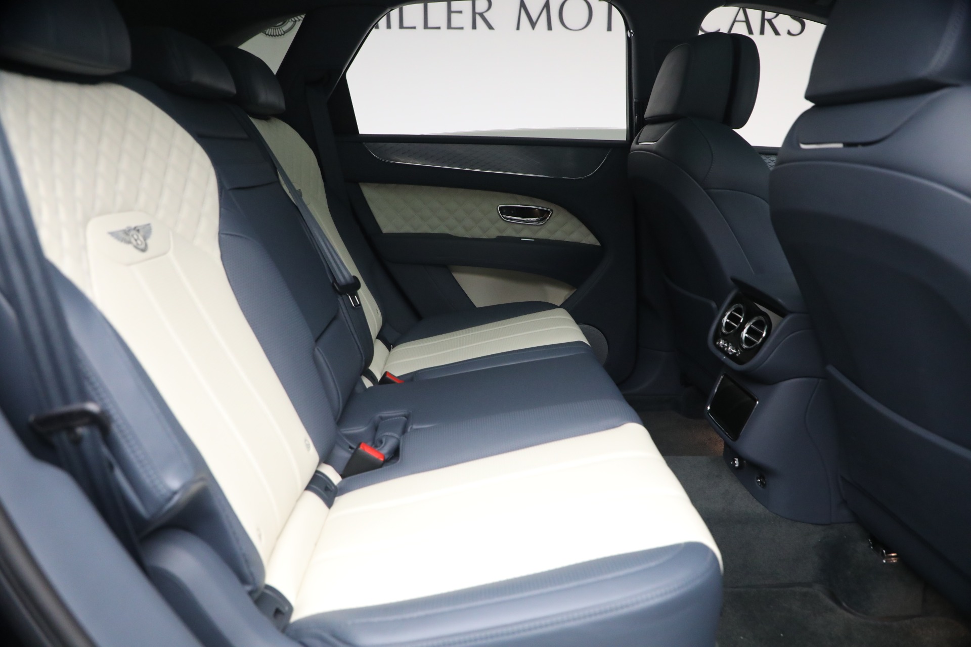 Used-2021-Bentley-Bentayga-Speed