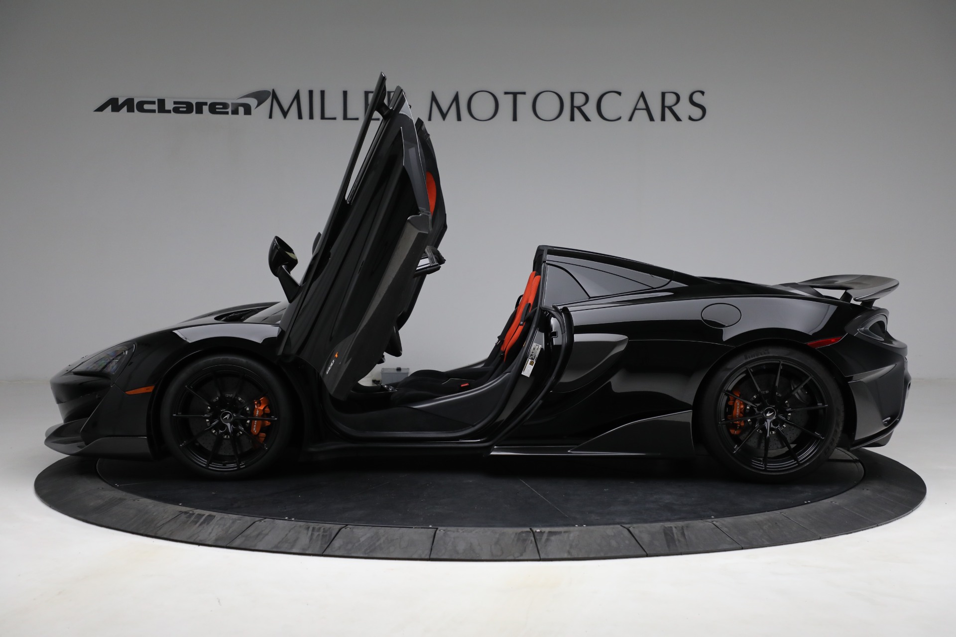 Used-2020-McLaren-600LT-Spider