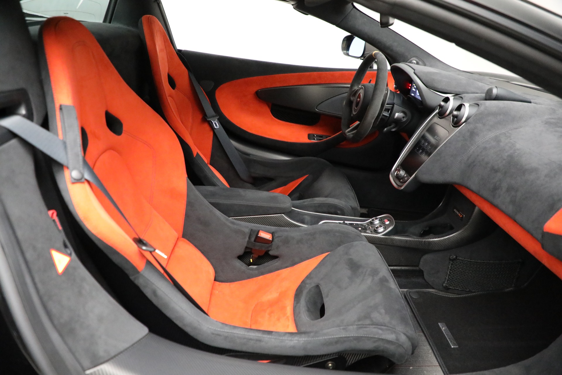 Used-2020-McLaren-600LT-Spider