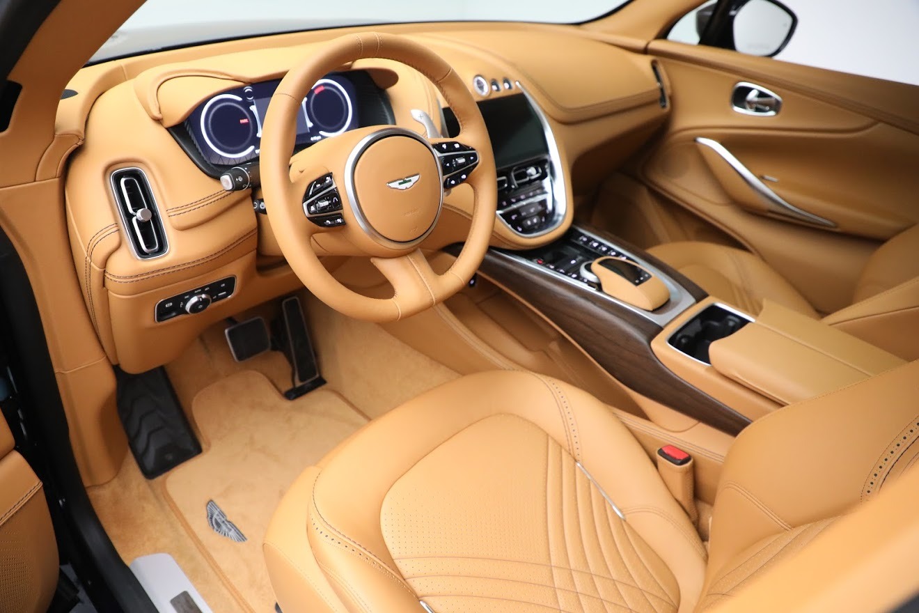 New-2021-Aston-Martin-DBX