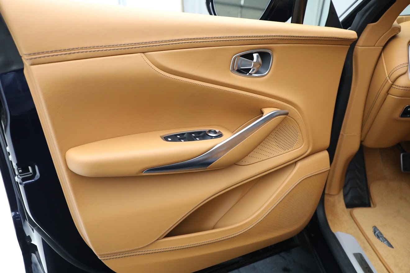 New-2021-Aston-Martin-DBX