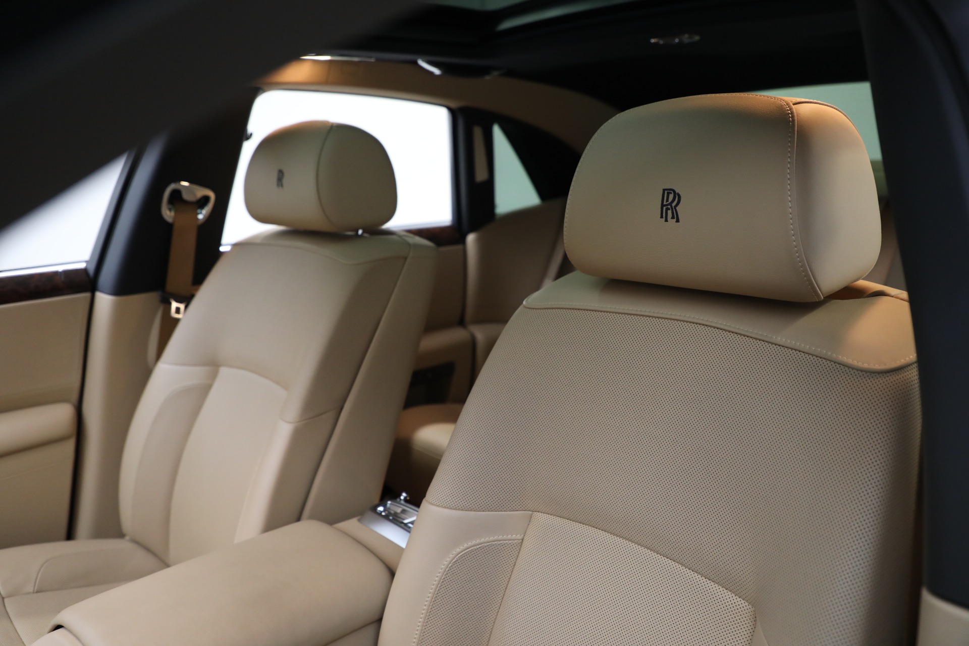 Used-2011-Rolls-Royce-Ghost
