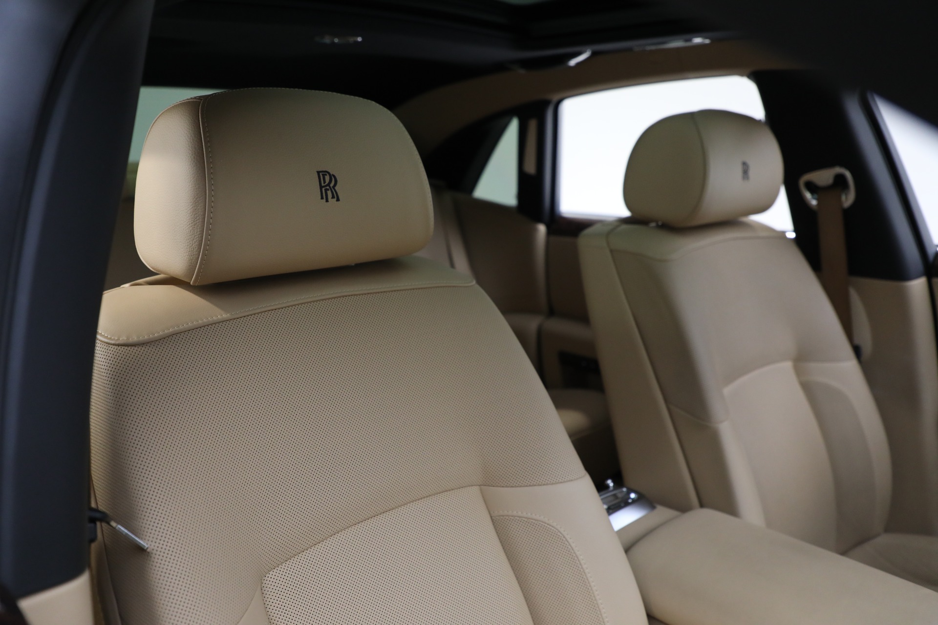 Used-2011-Rolls-Royce-Ghost