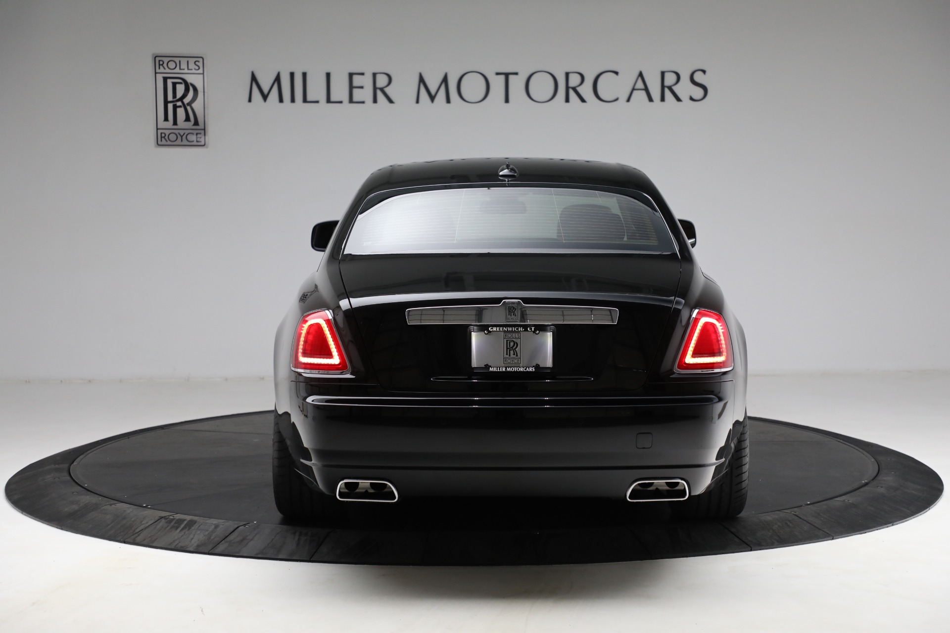 Used-2011-Rolls-Royce-Ghost