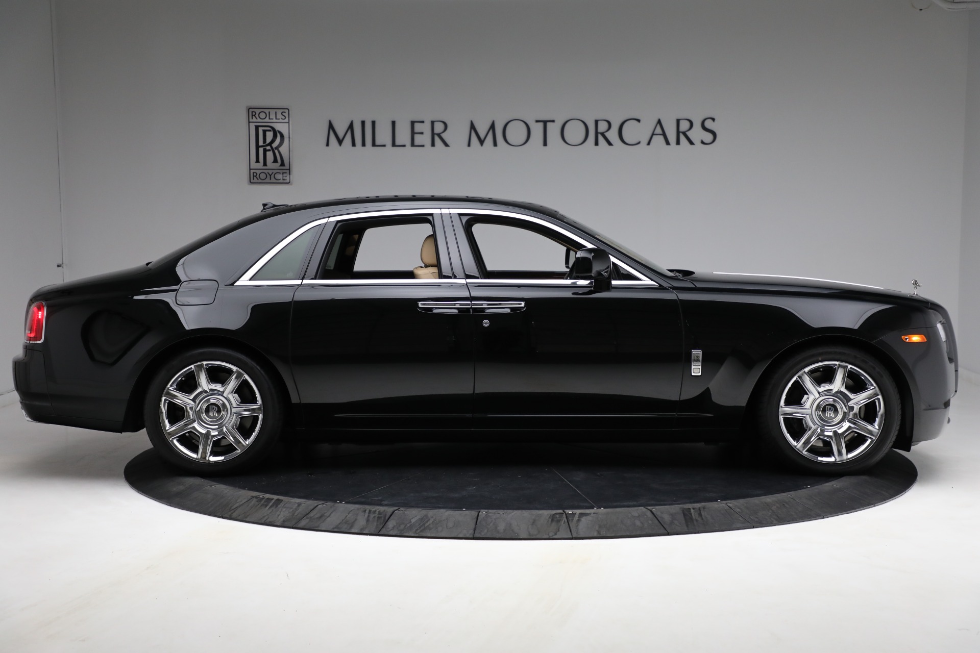 Used-2011-Rolls-Royce-Ghost