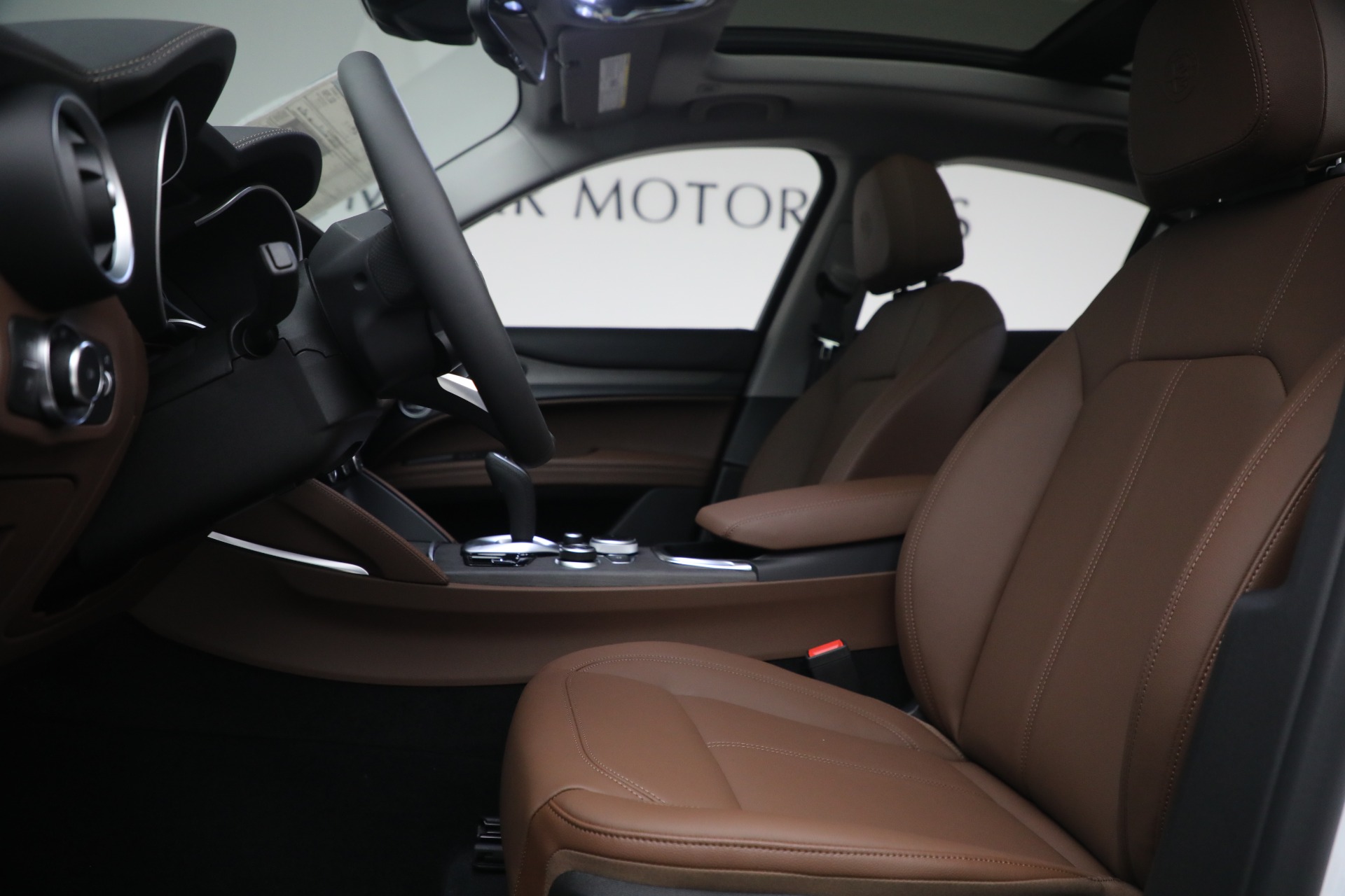 New-2021-Alfa-Romeo-Stelvio-Ti-Q4