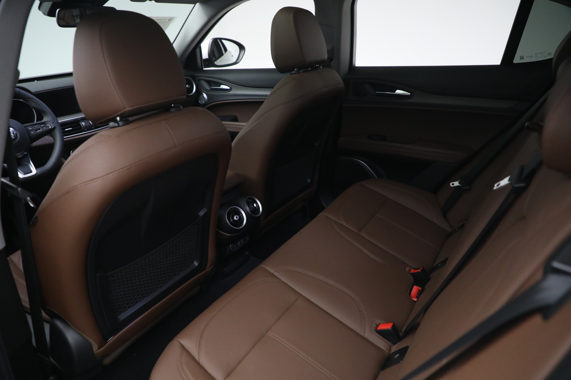 New-2021-Alfa-Romeo-Stelvio-Ti-Q4